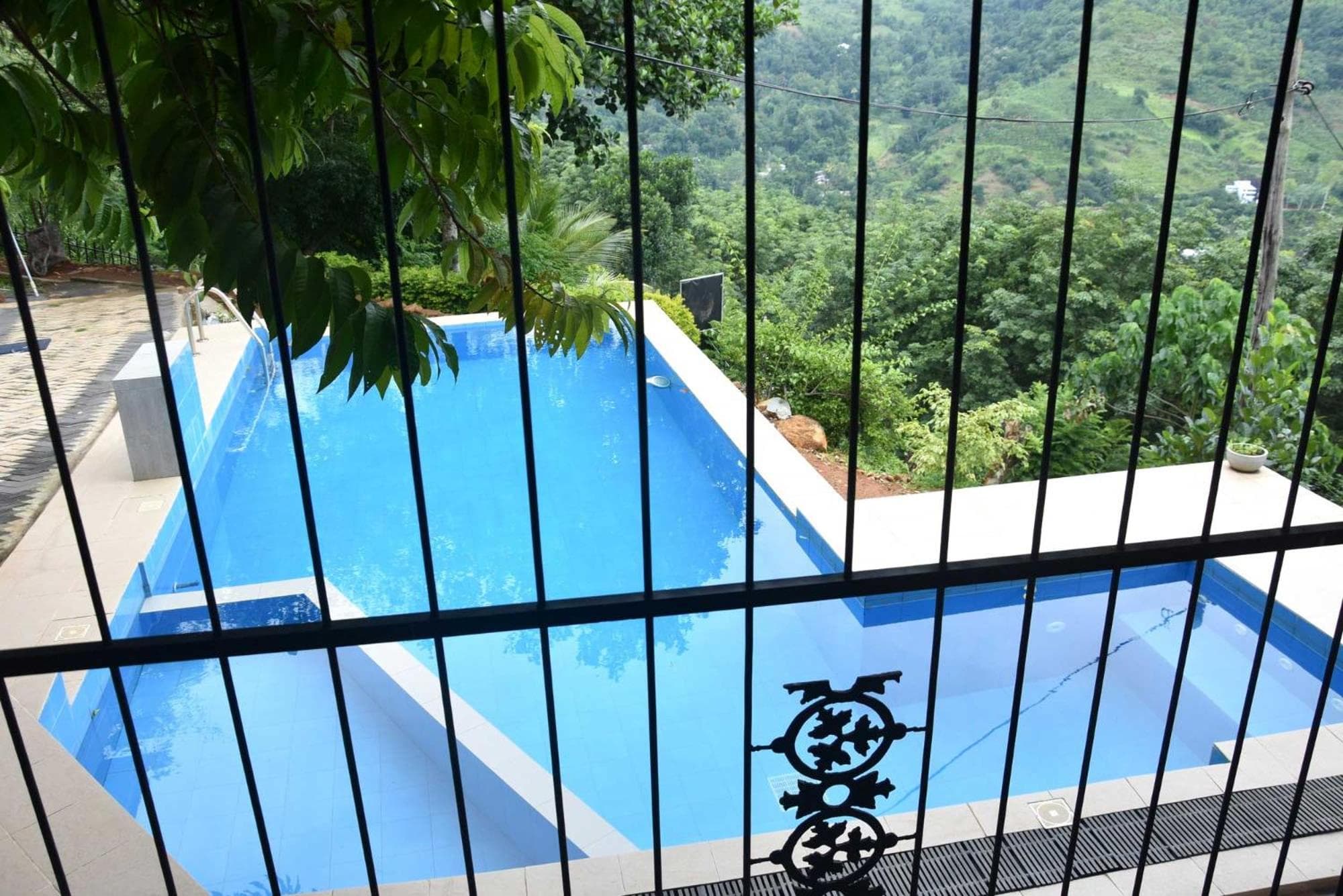 Hotel H2O photo 2