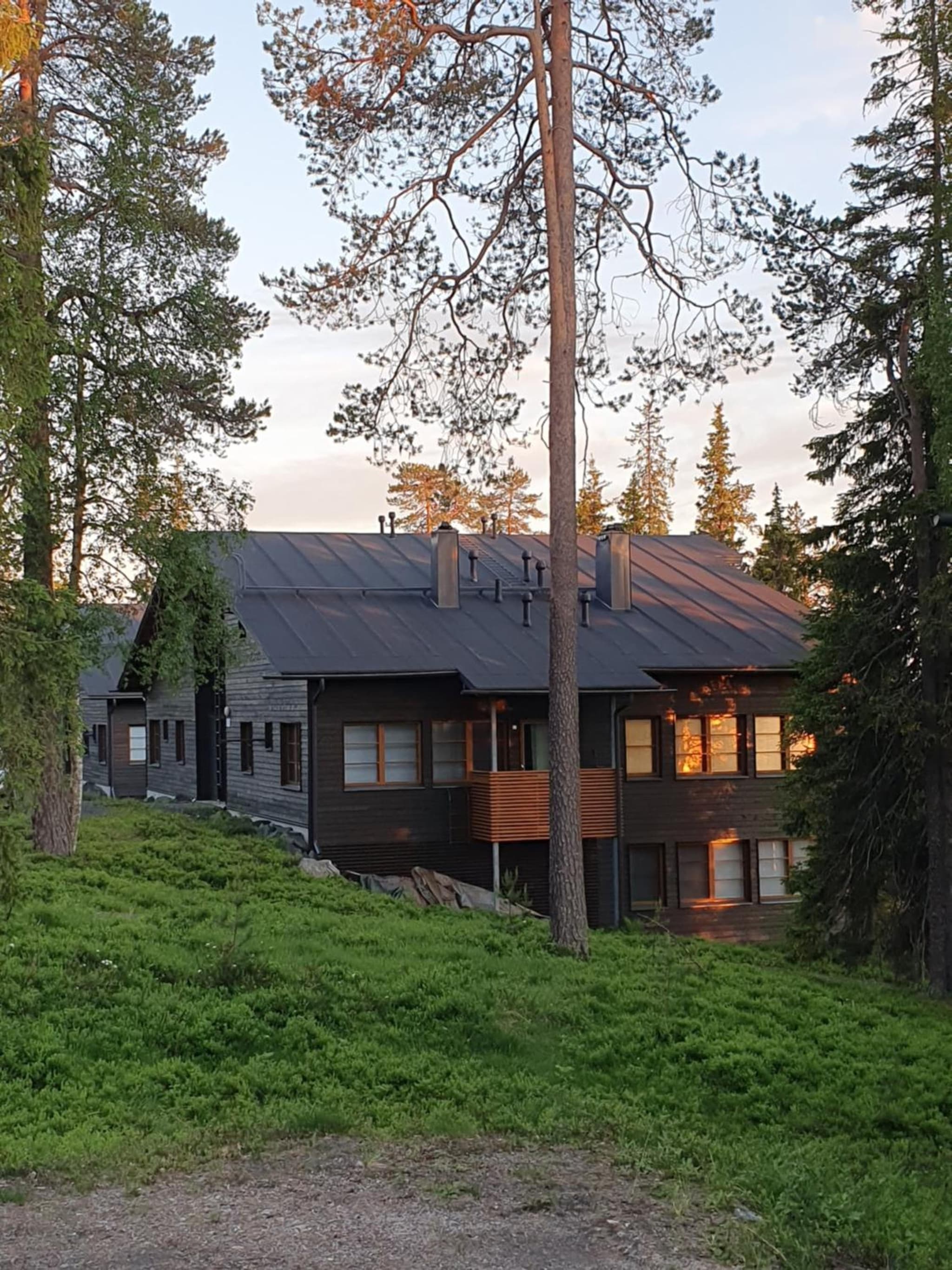 Ruka Center Chalet 3B1 - Ski-In Ski-Out - All services nearby - AC - Fireplace - Wifi - Own parking place photo 3
