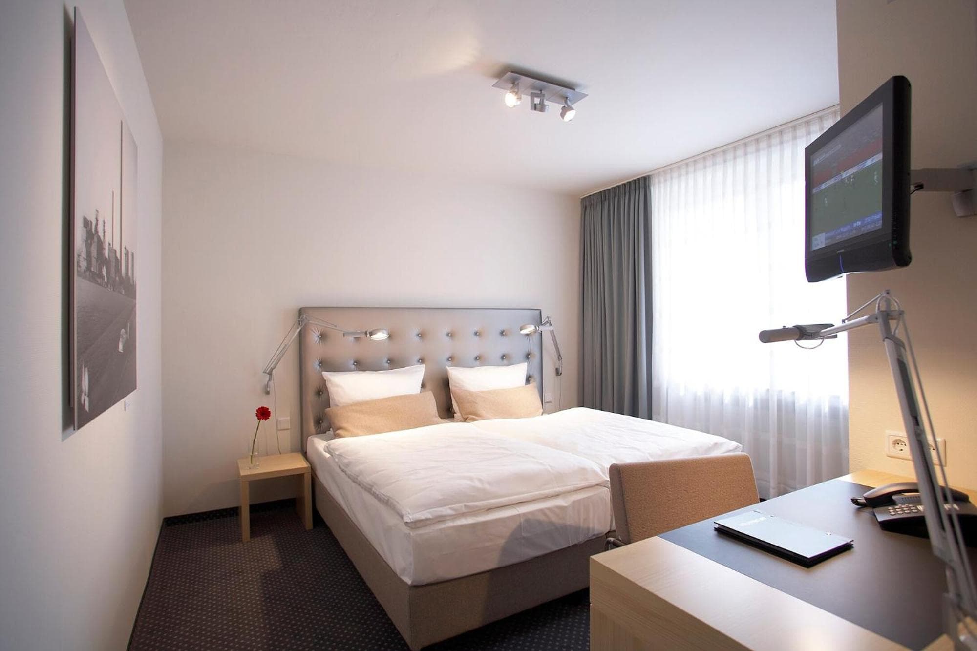 DORMERO Hotel Essen photo 2