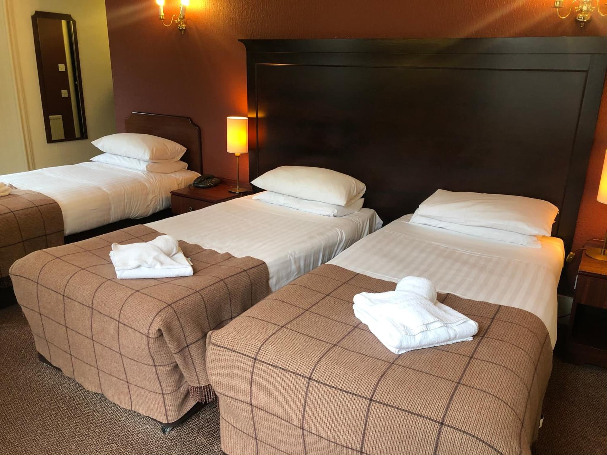 Ben Wyvis Hotel photo 5