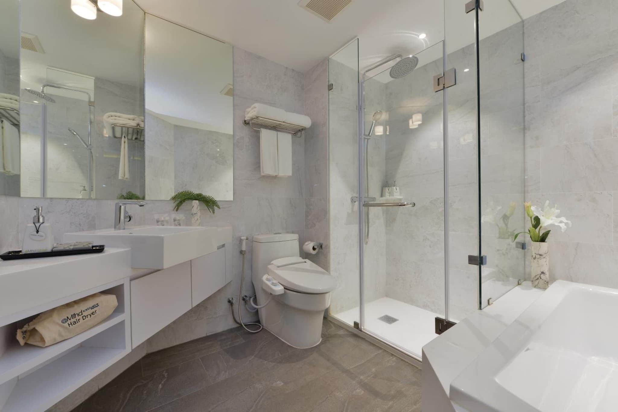 Arden Hotel and Residence by At Mind photo 2