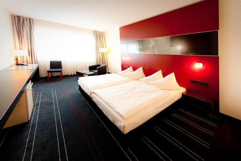 Novina Hotel Herzogenaurach Herzo-Base photo 4