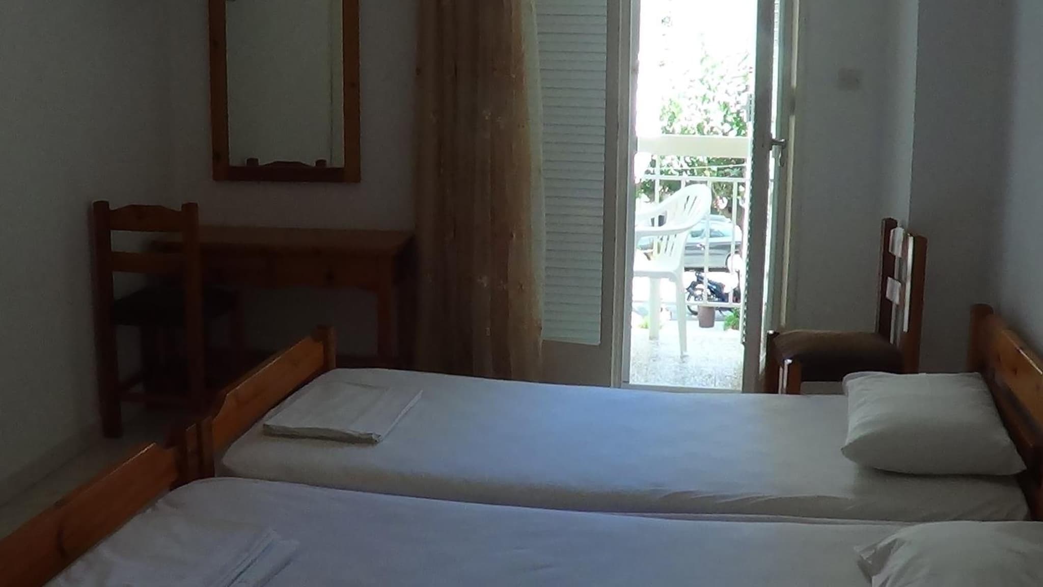 Mouroukis Rooms photo 9