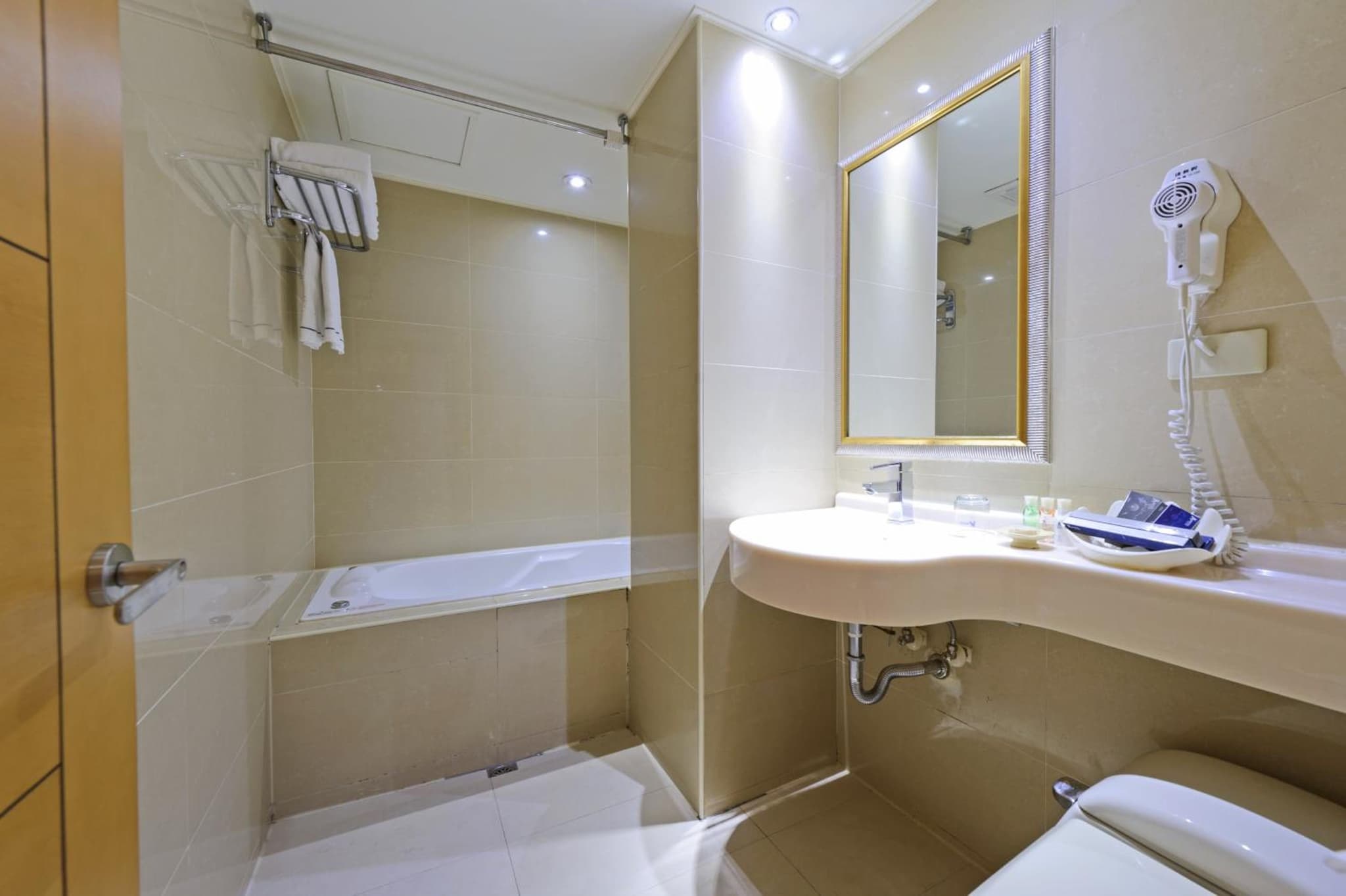 K Hotel Keelung photo 4