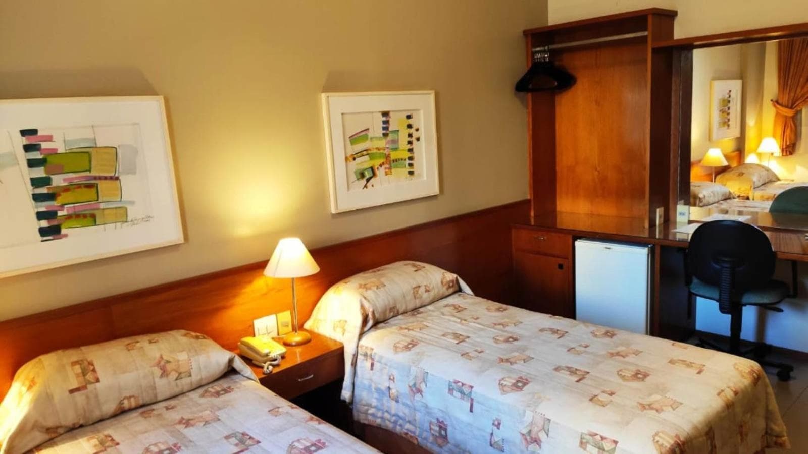 hotel room