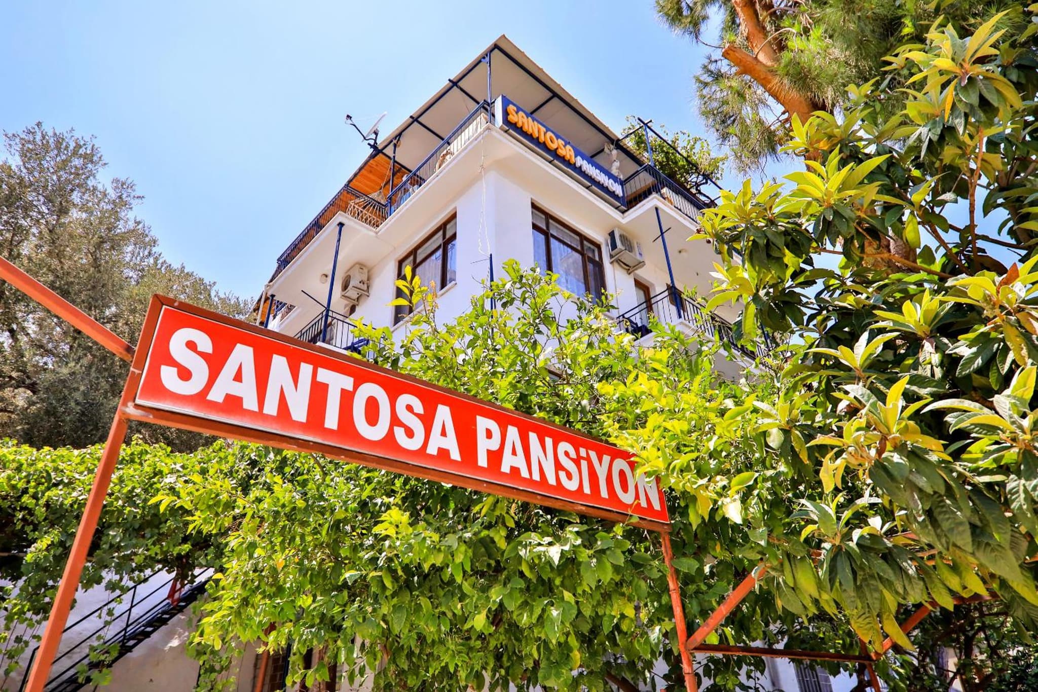 Santosa Pension