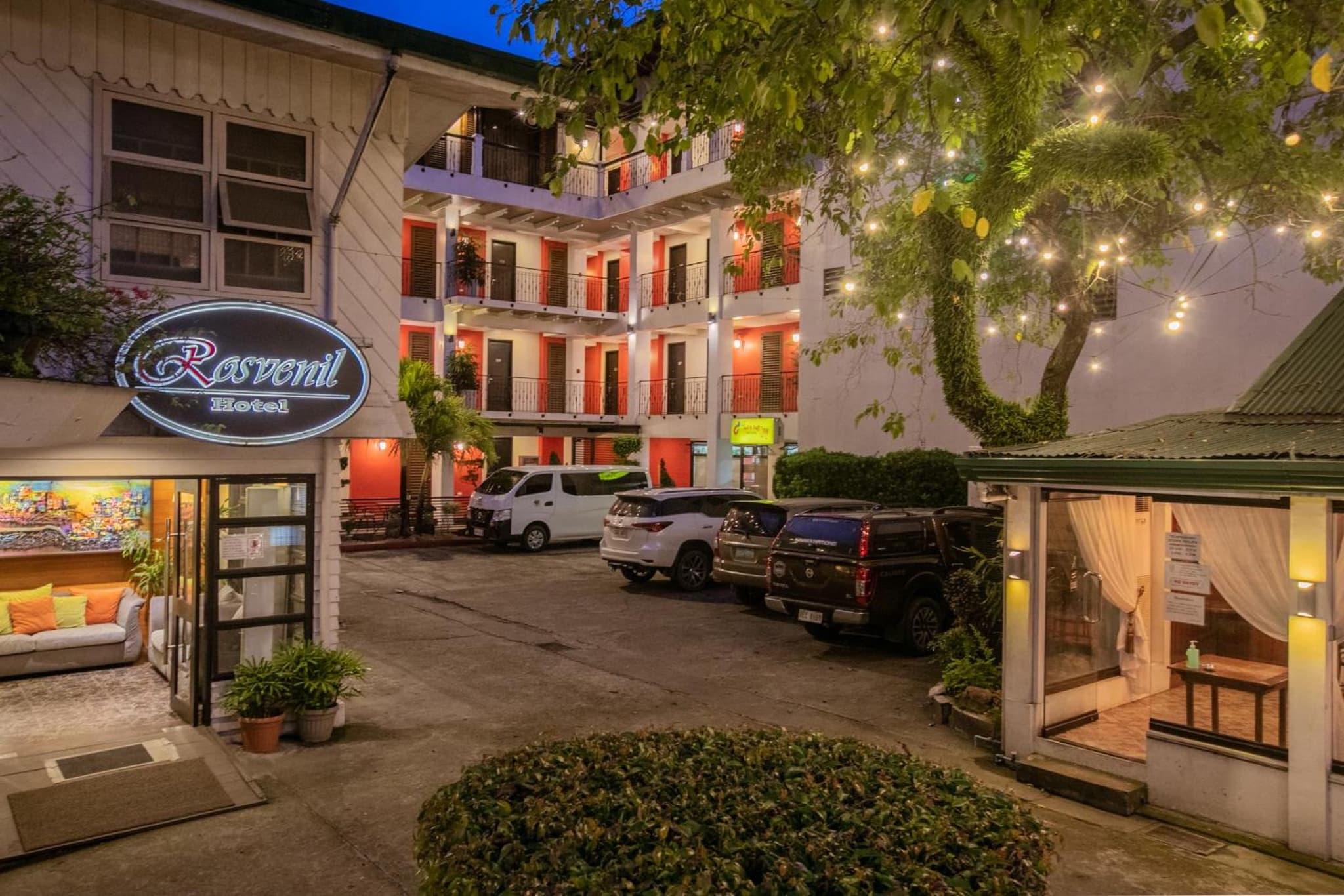 Rosvenil Hotel photo 2