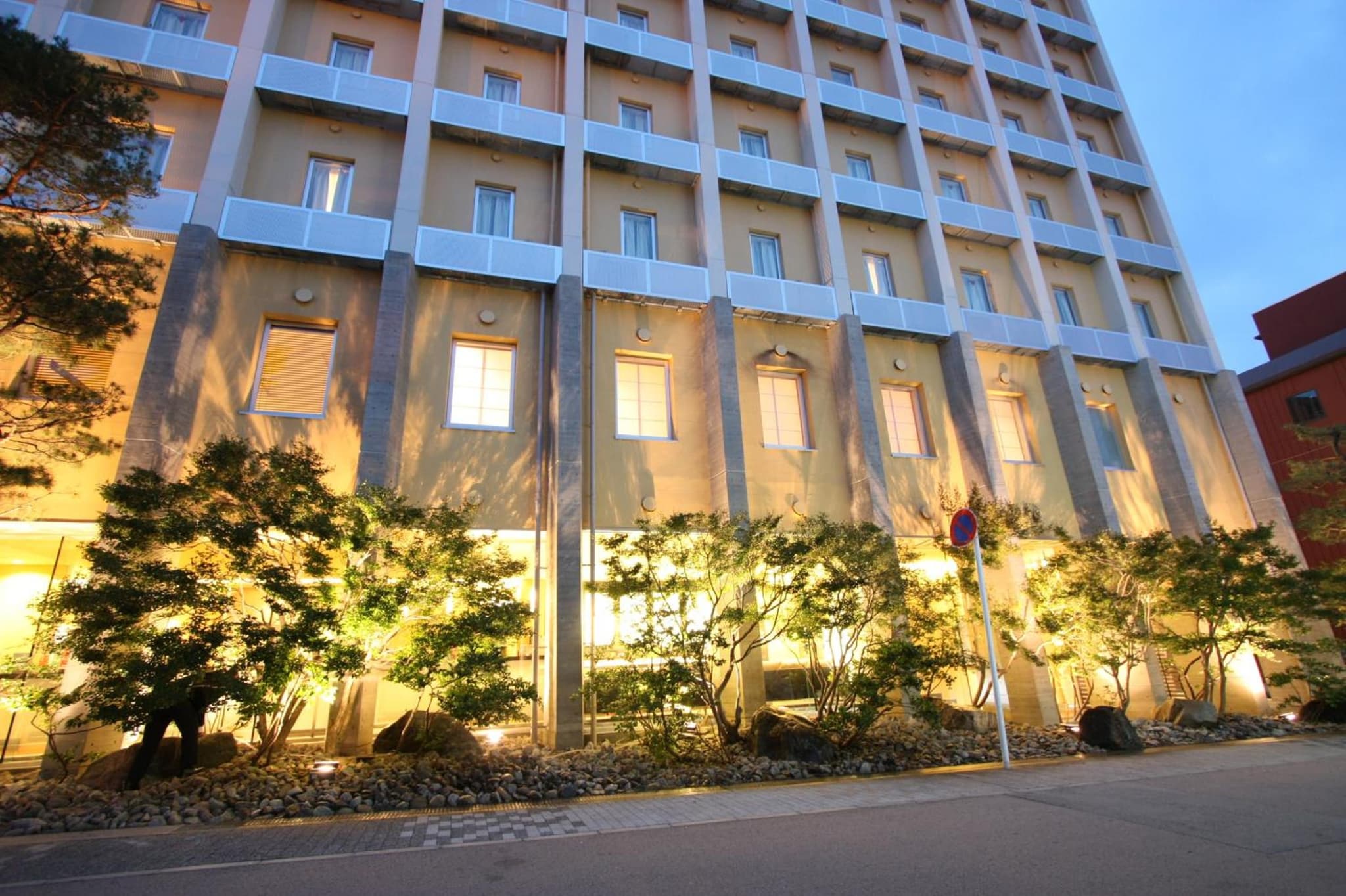 Uozu Manten Hotel Ekimae photo 4