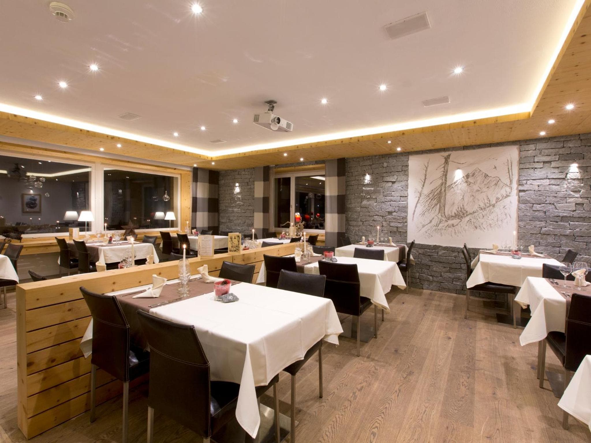 Hotel Crusch Alba Zernez photo 2