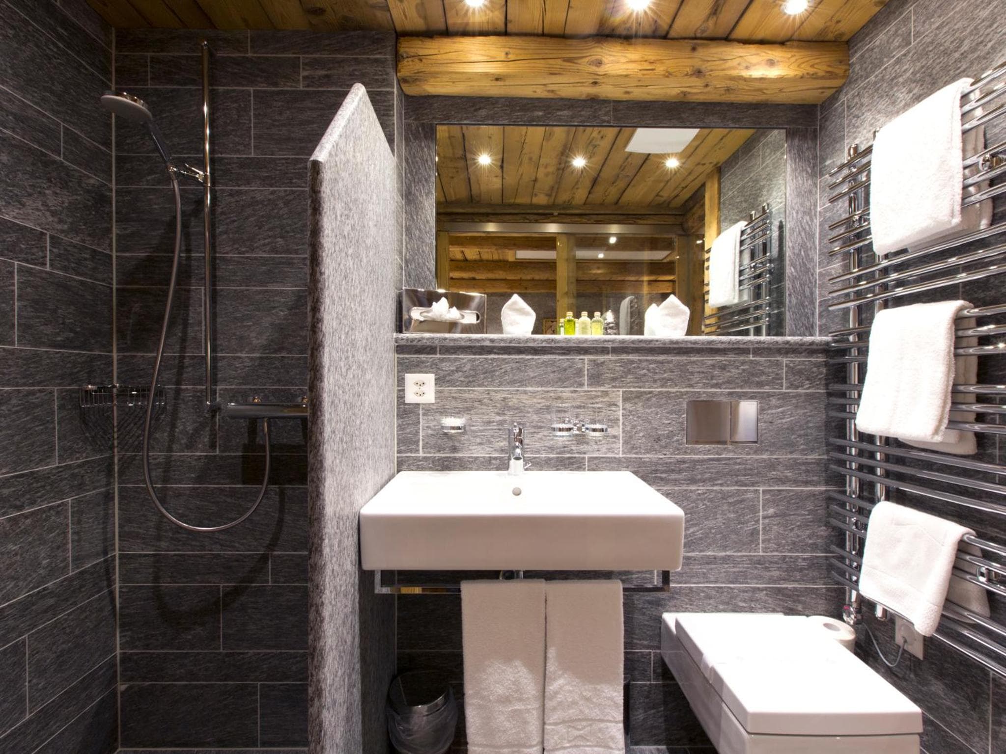 Hotel Crusch Alba Zernez photo 6