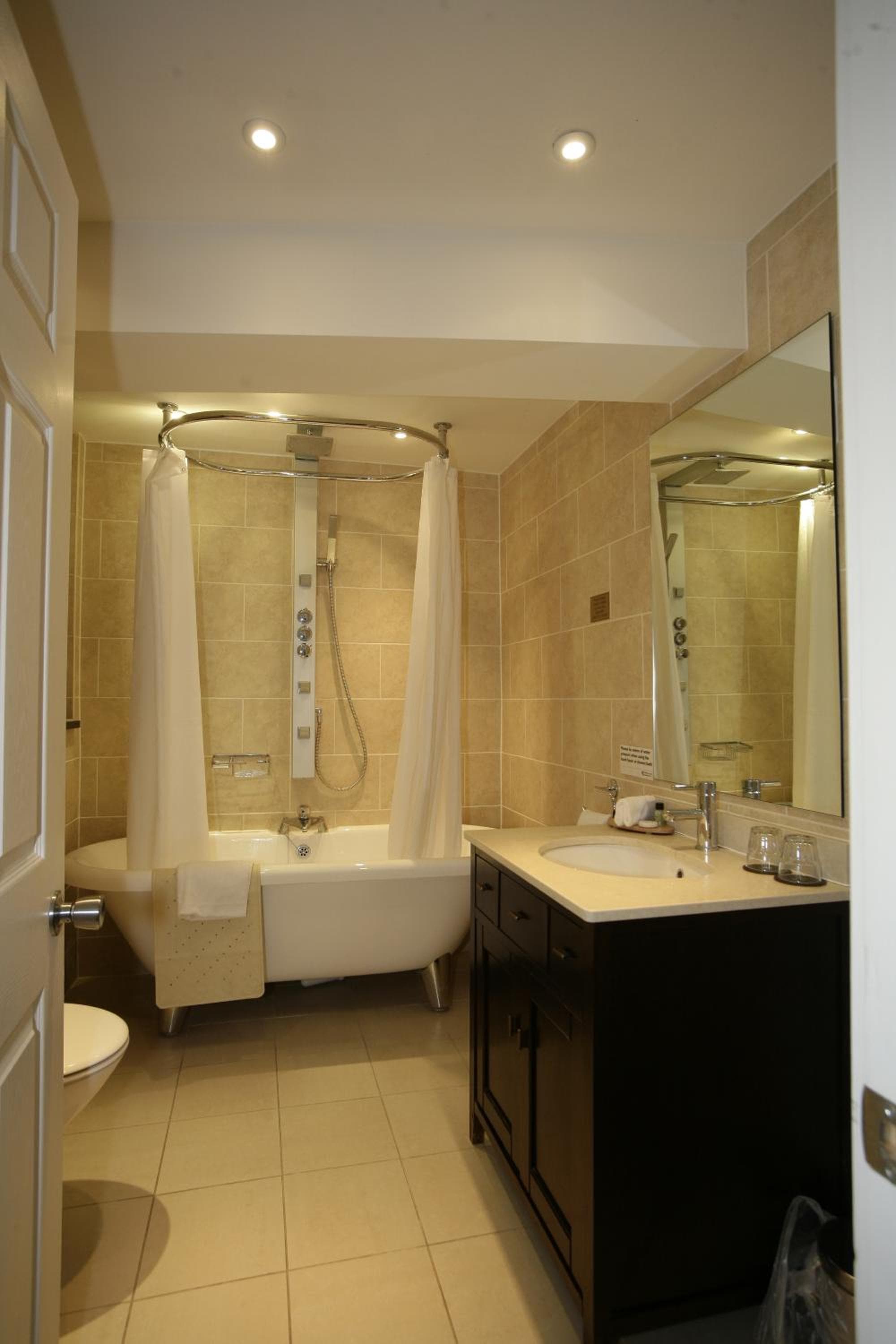 The Rose & Crown Hotel photo 4