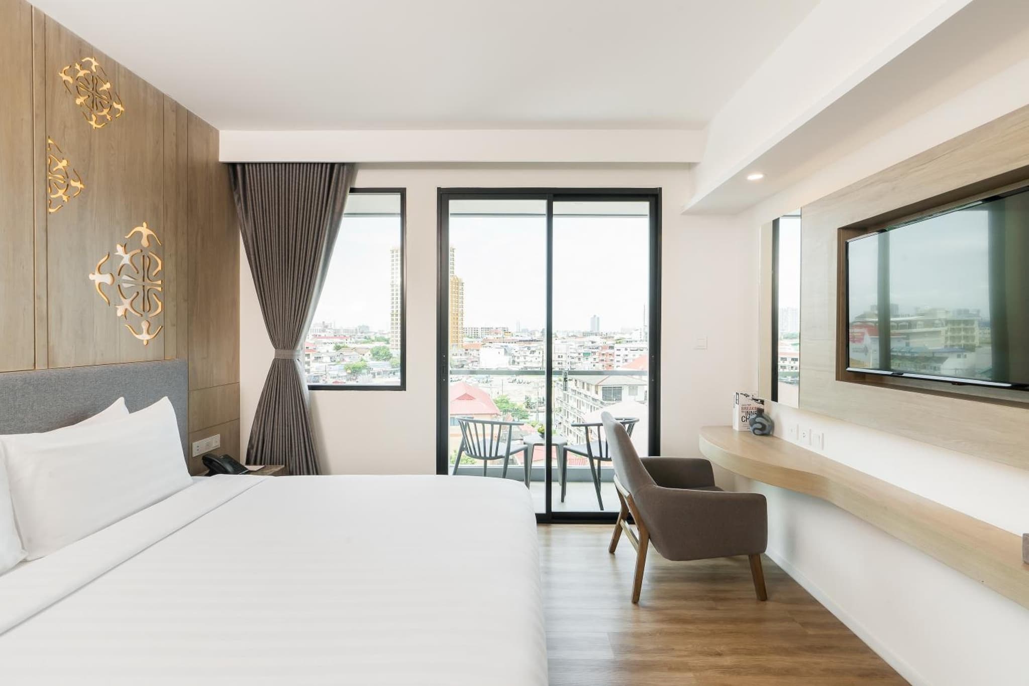 Hotel Amber Pattaya photo 7