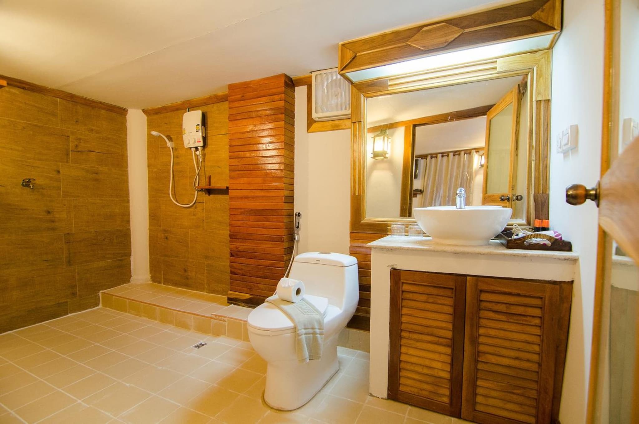 Phi Phi The Beach Resort photo 8