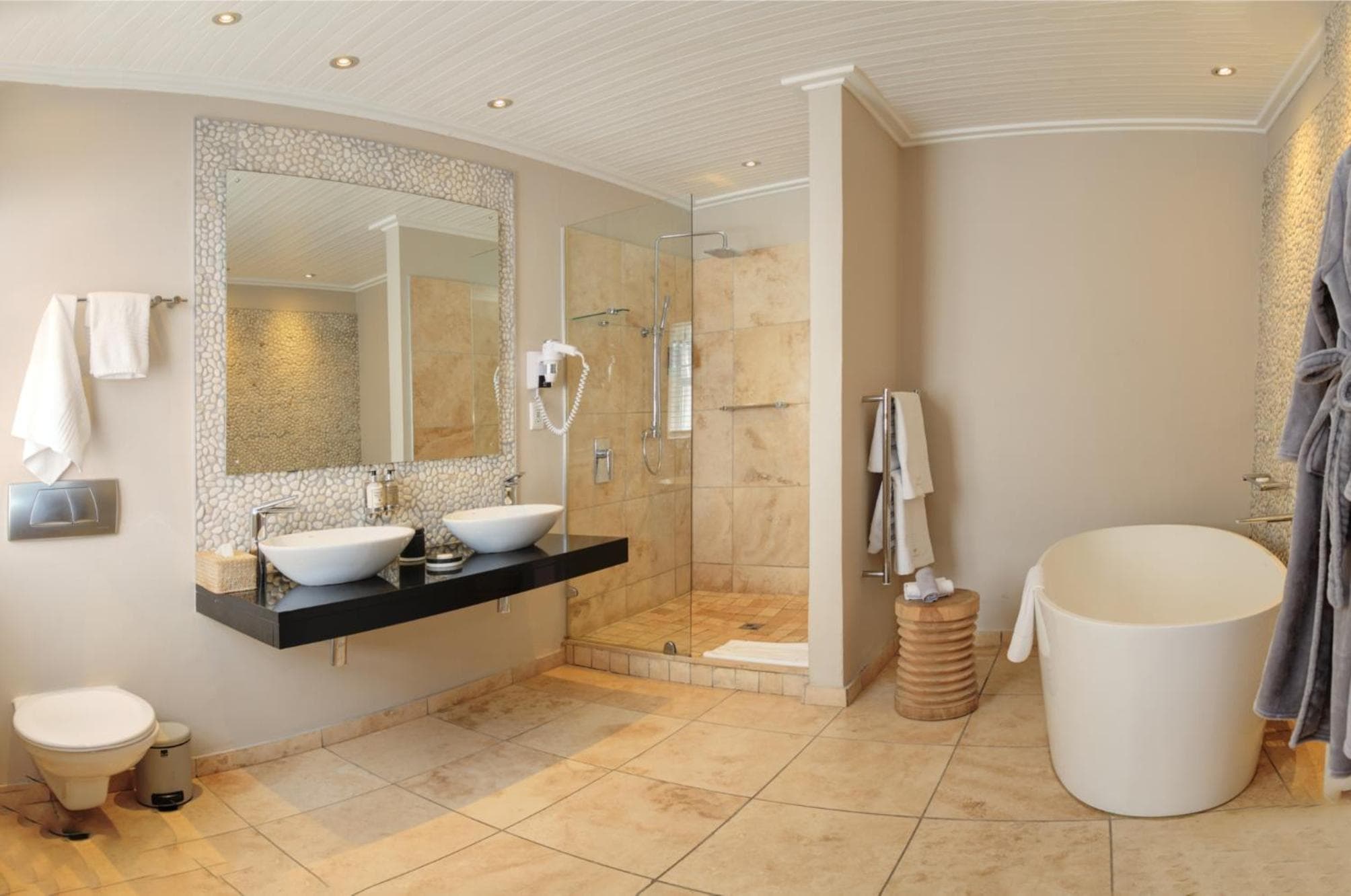 Periwinkle Lodge Guest House photo 8