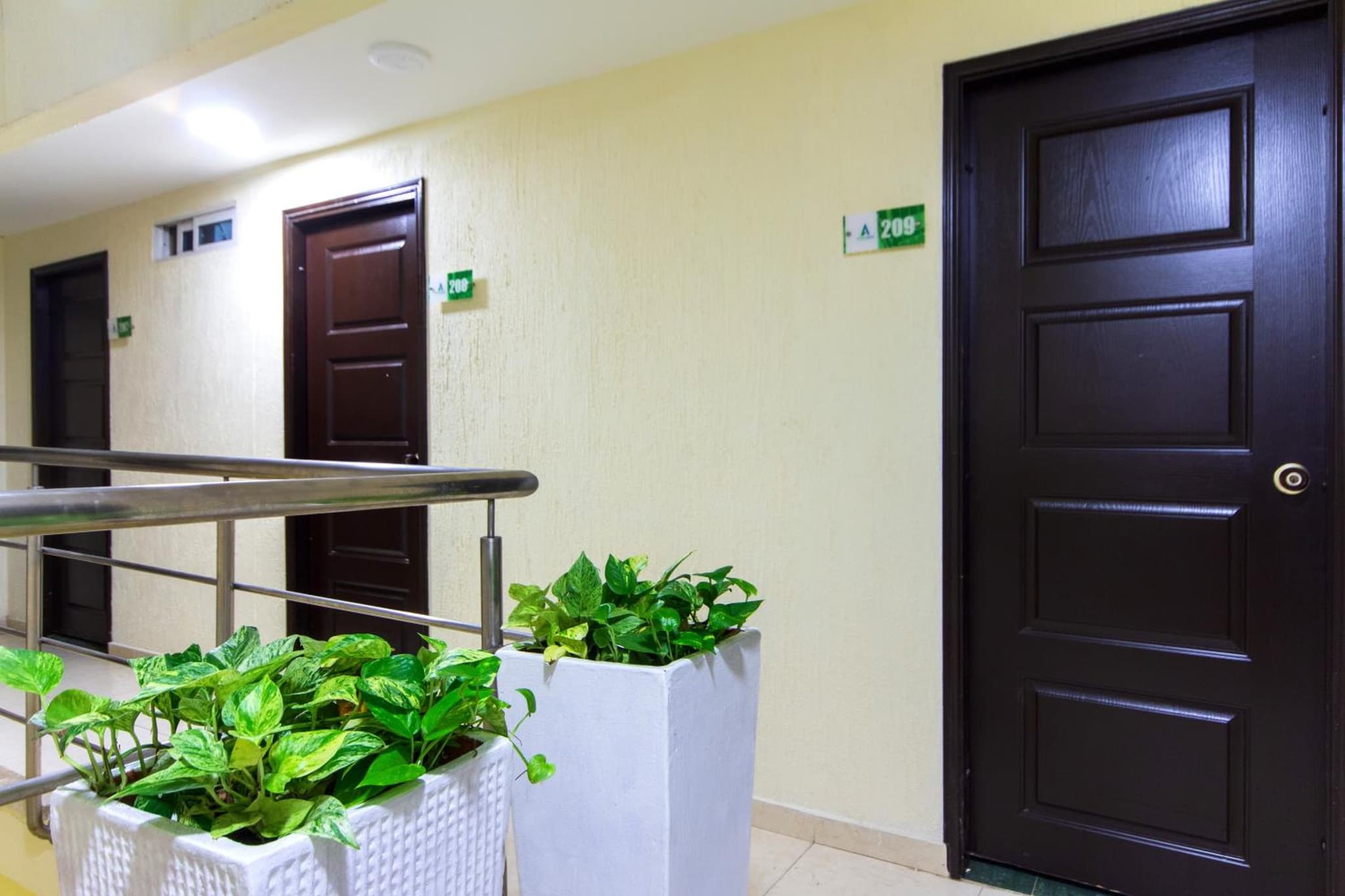 Hotel Avexi Suites By GEH Suites photo 4