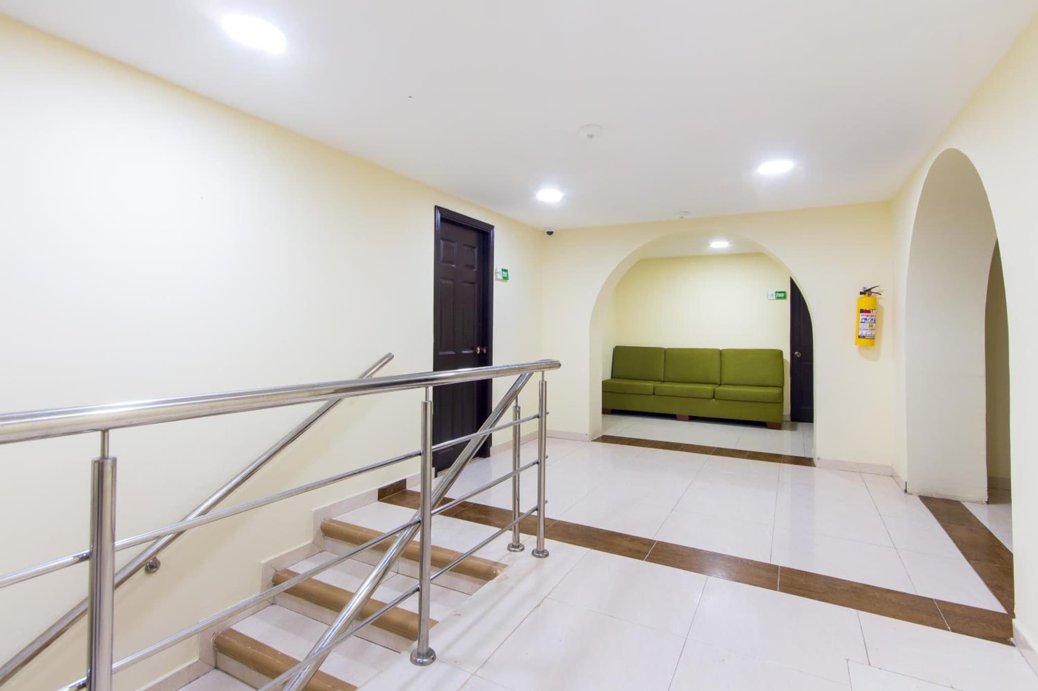 Hotel Avexi Suites By GEH Suites photo 7