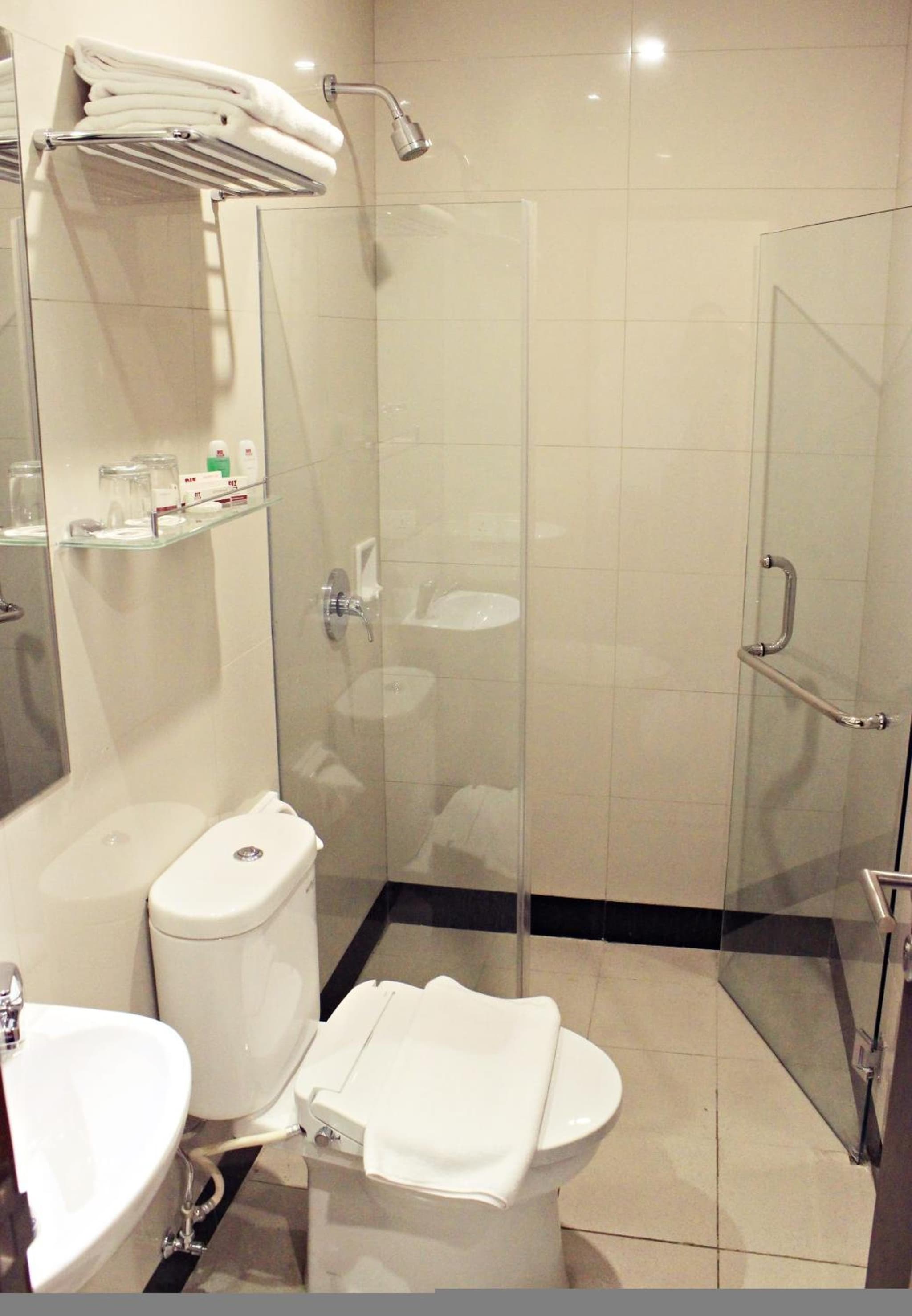 Biz Hotel Batam photo 4