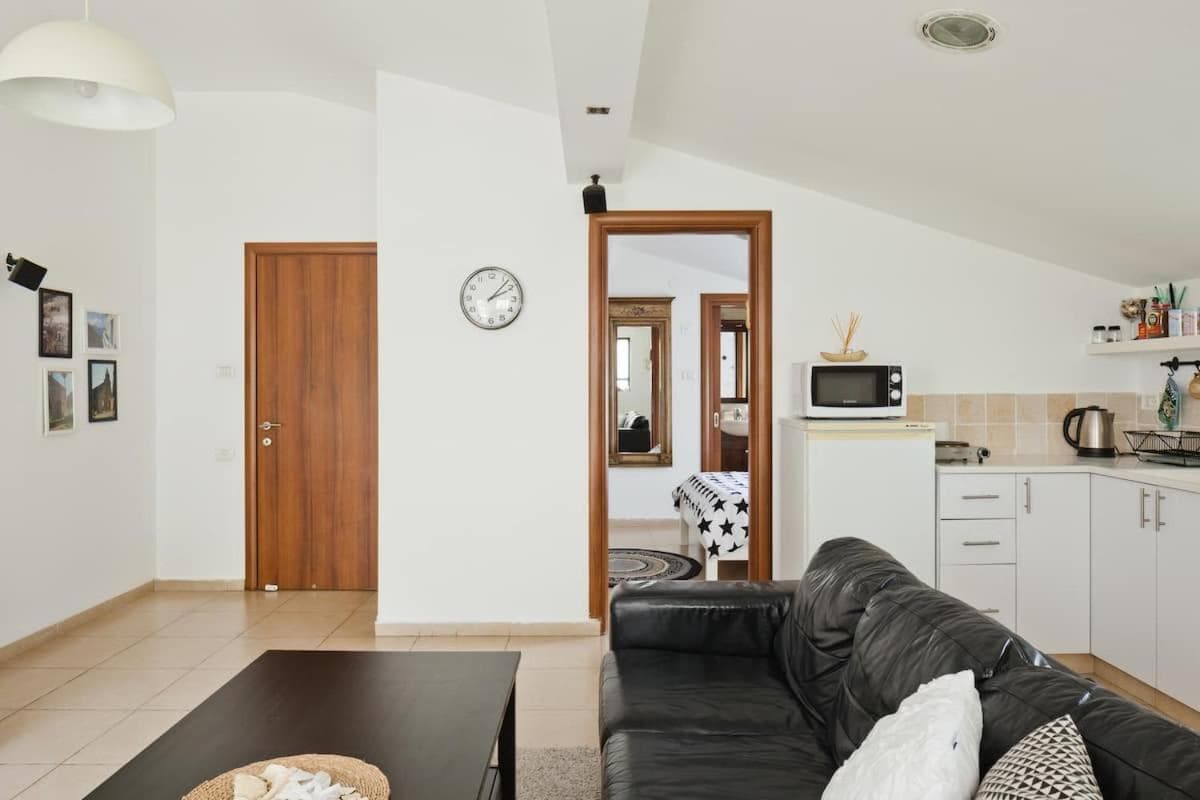Judith's Place - Stylish Apartments photo 8