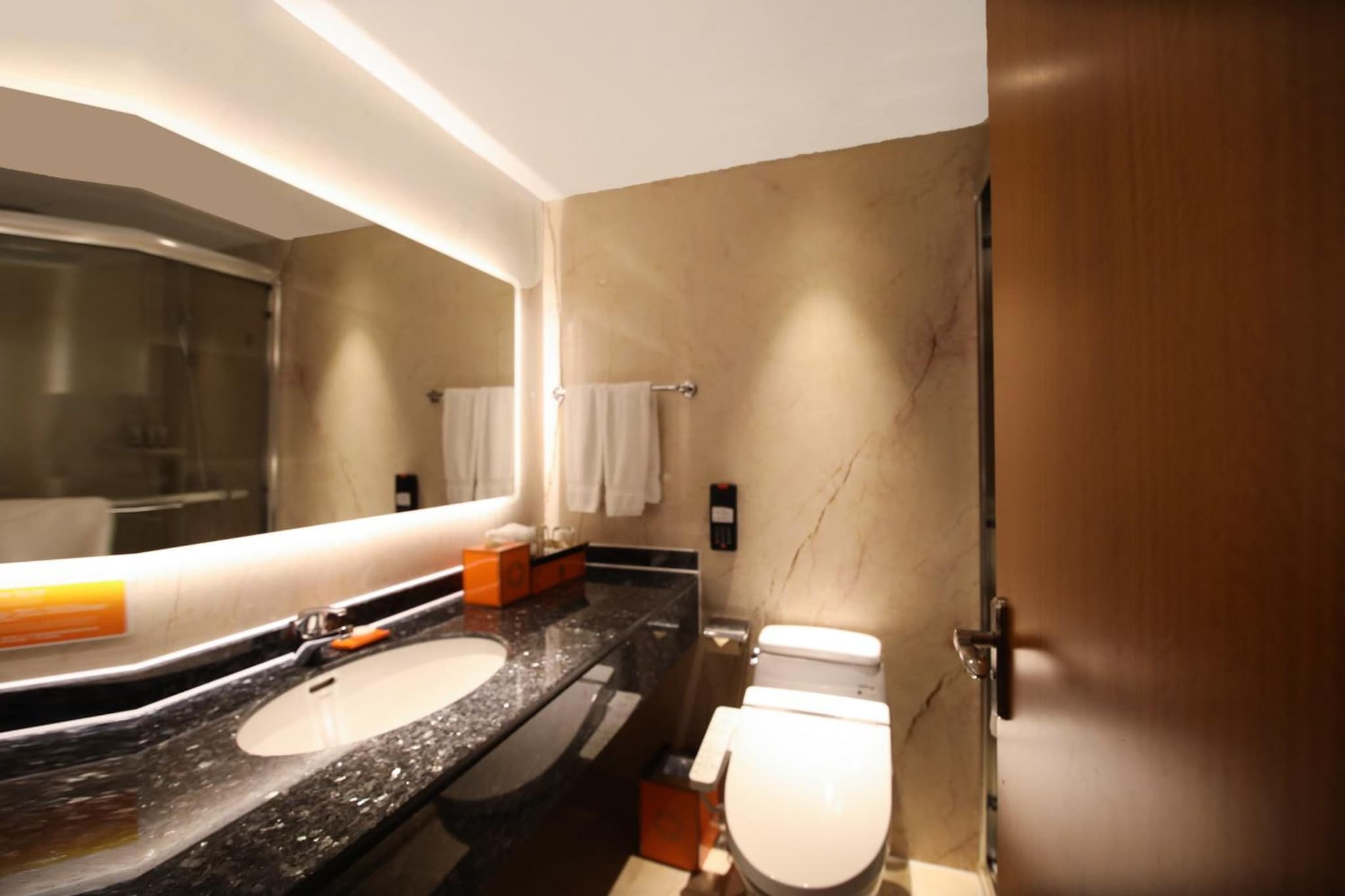 Xiamen Airlines Lakeside Hotel photo 3