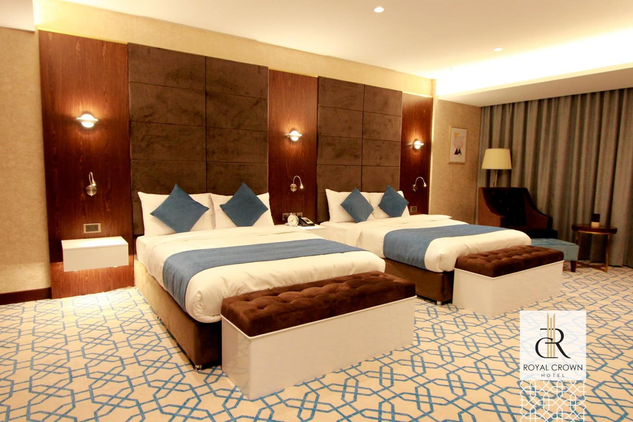 Royal Crown Hotel photo 7