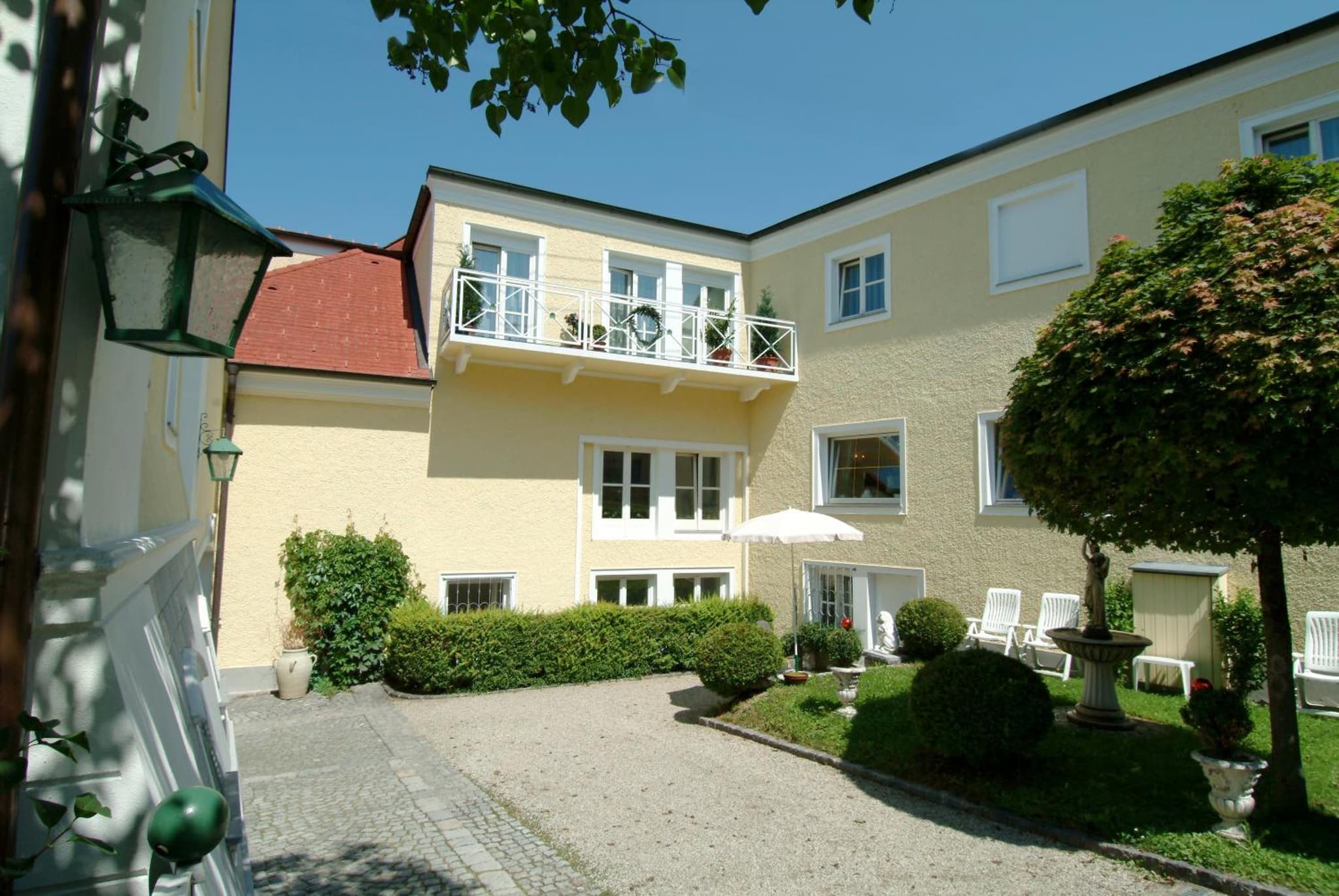 Hotel Biedermeier Hof photo 6