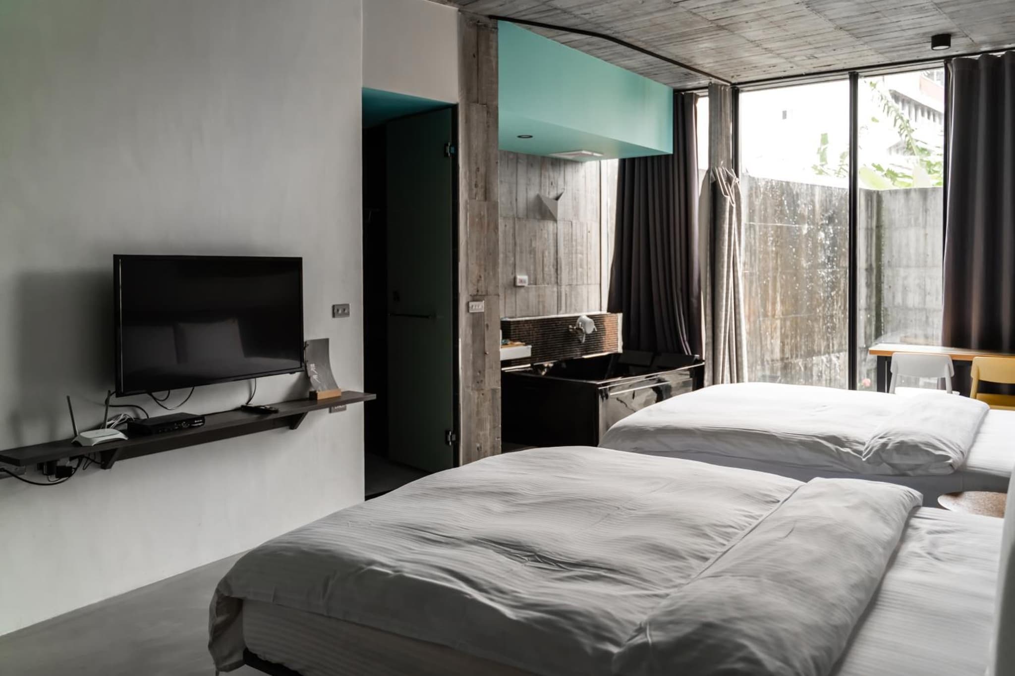 hotel room