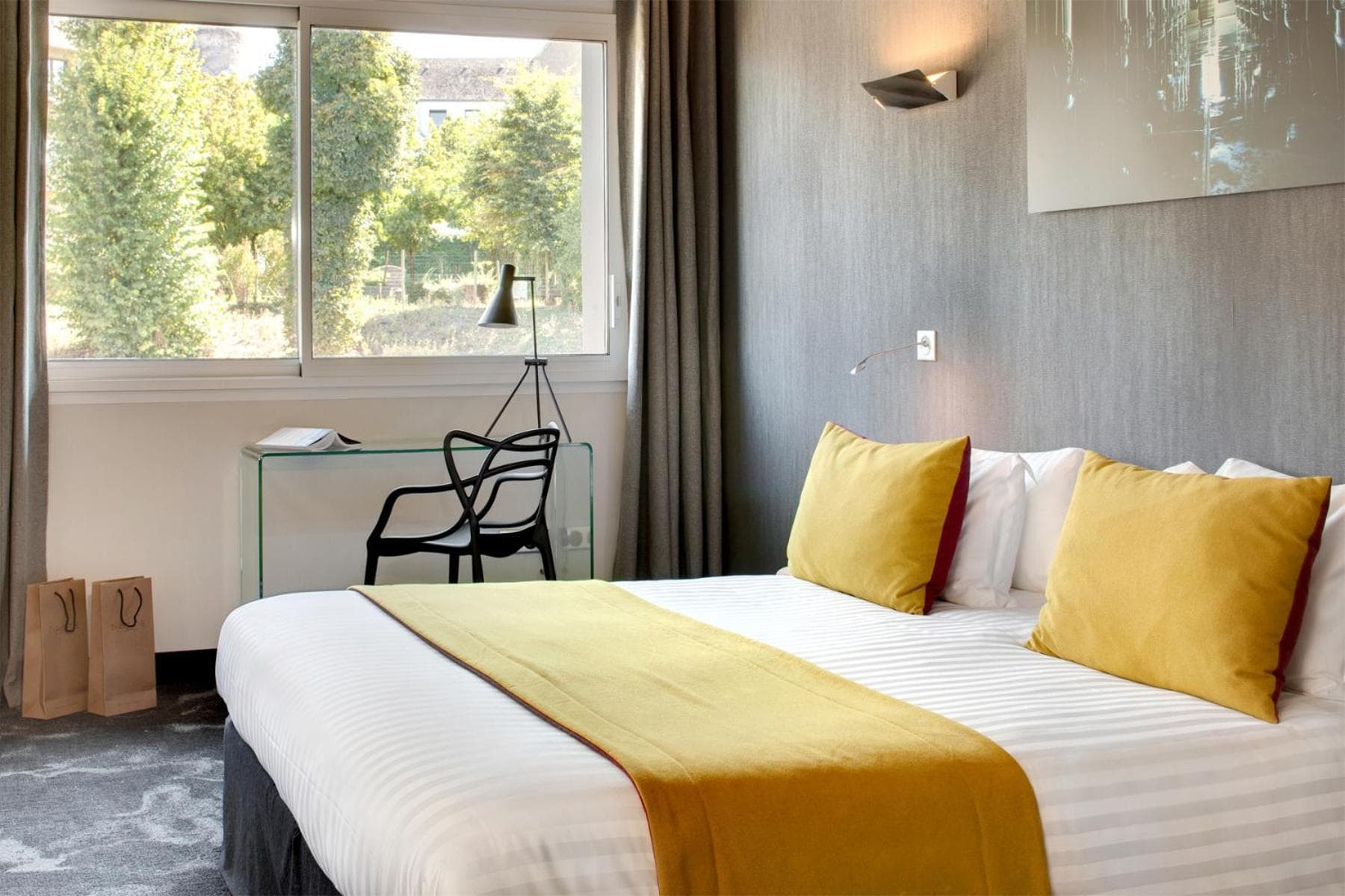 hotel room
