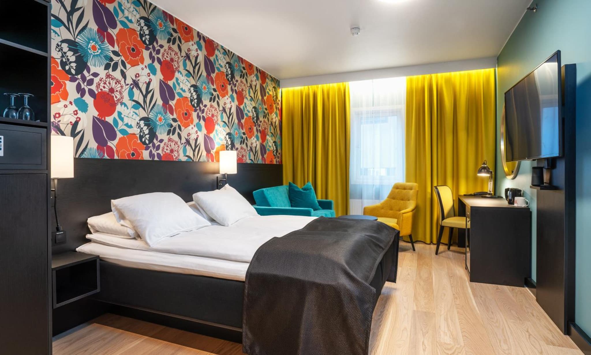 hotel room