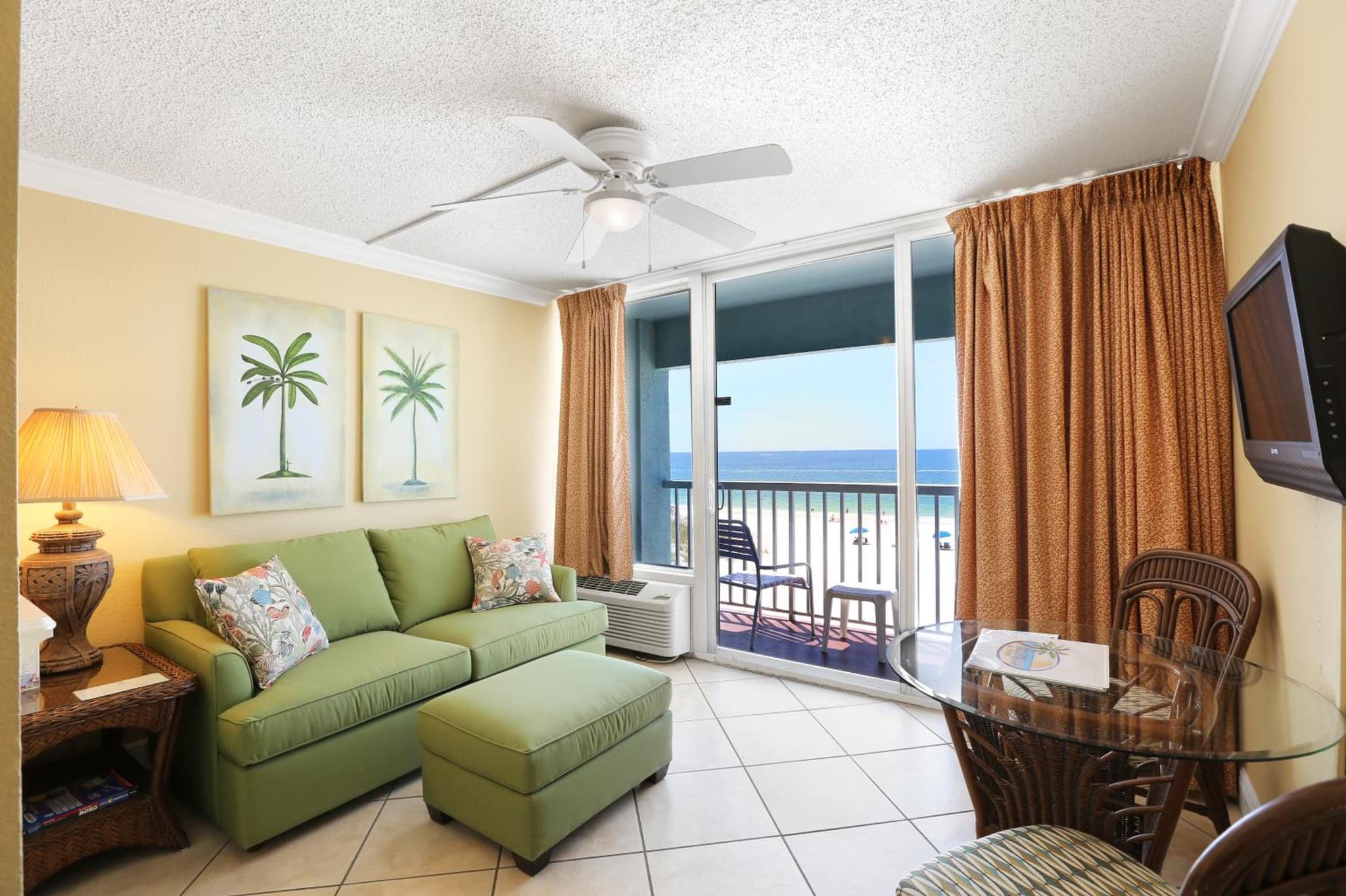 Barefoot Beach Club photo 7
