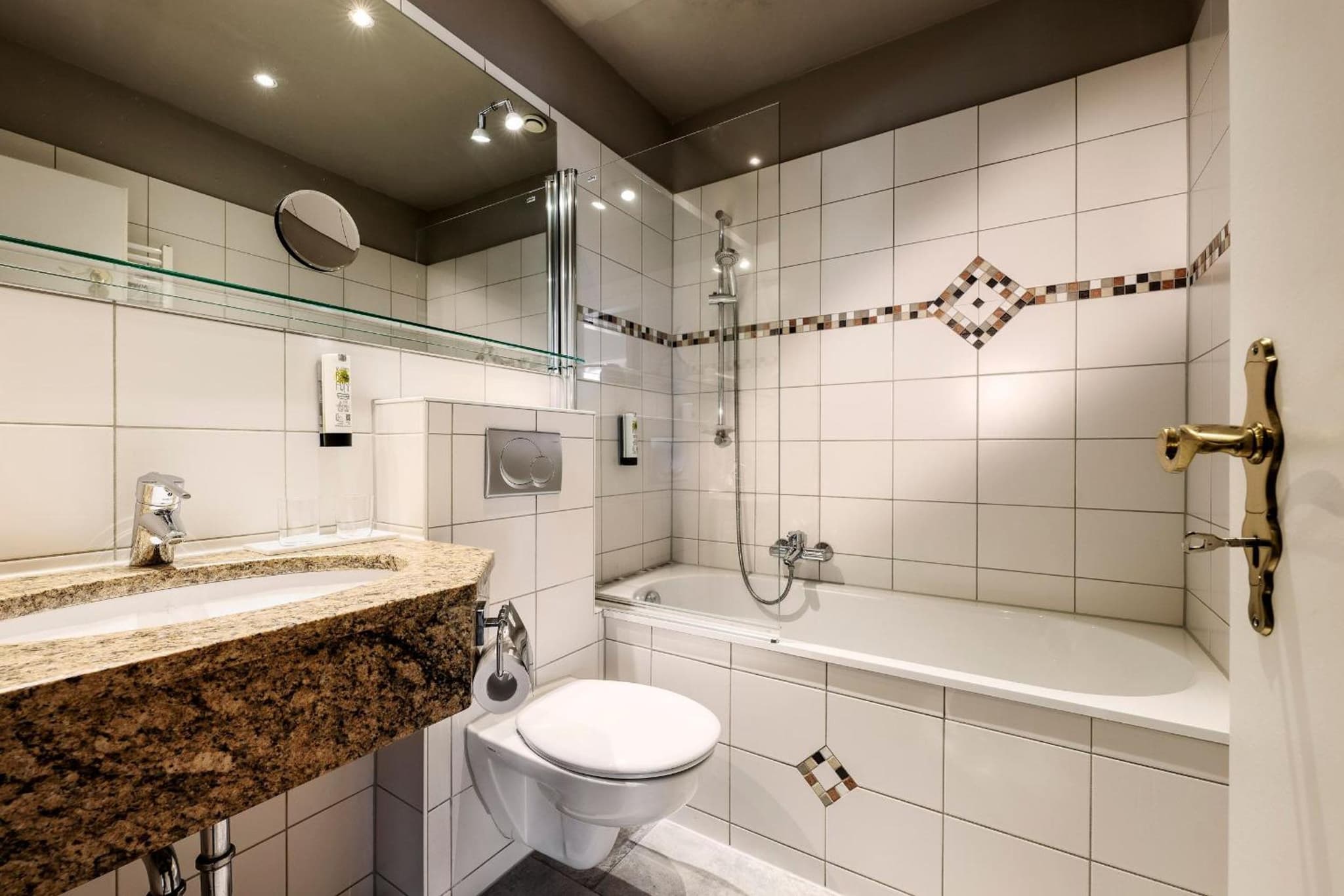 Hotel Wassersleben photo 3
