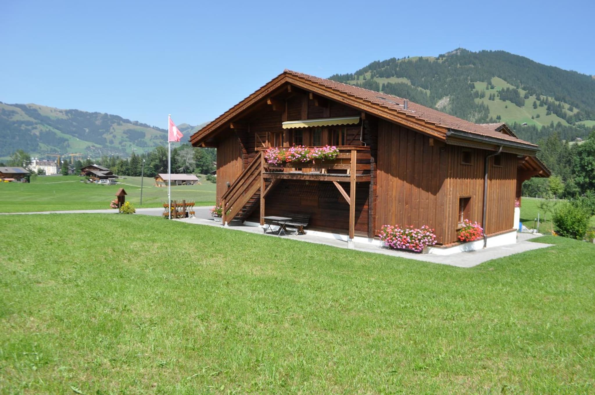 Alpenchalet Weidhaus Gstaad - diverse Wohneinheiten