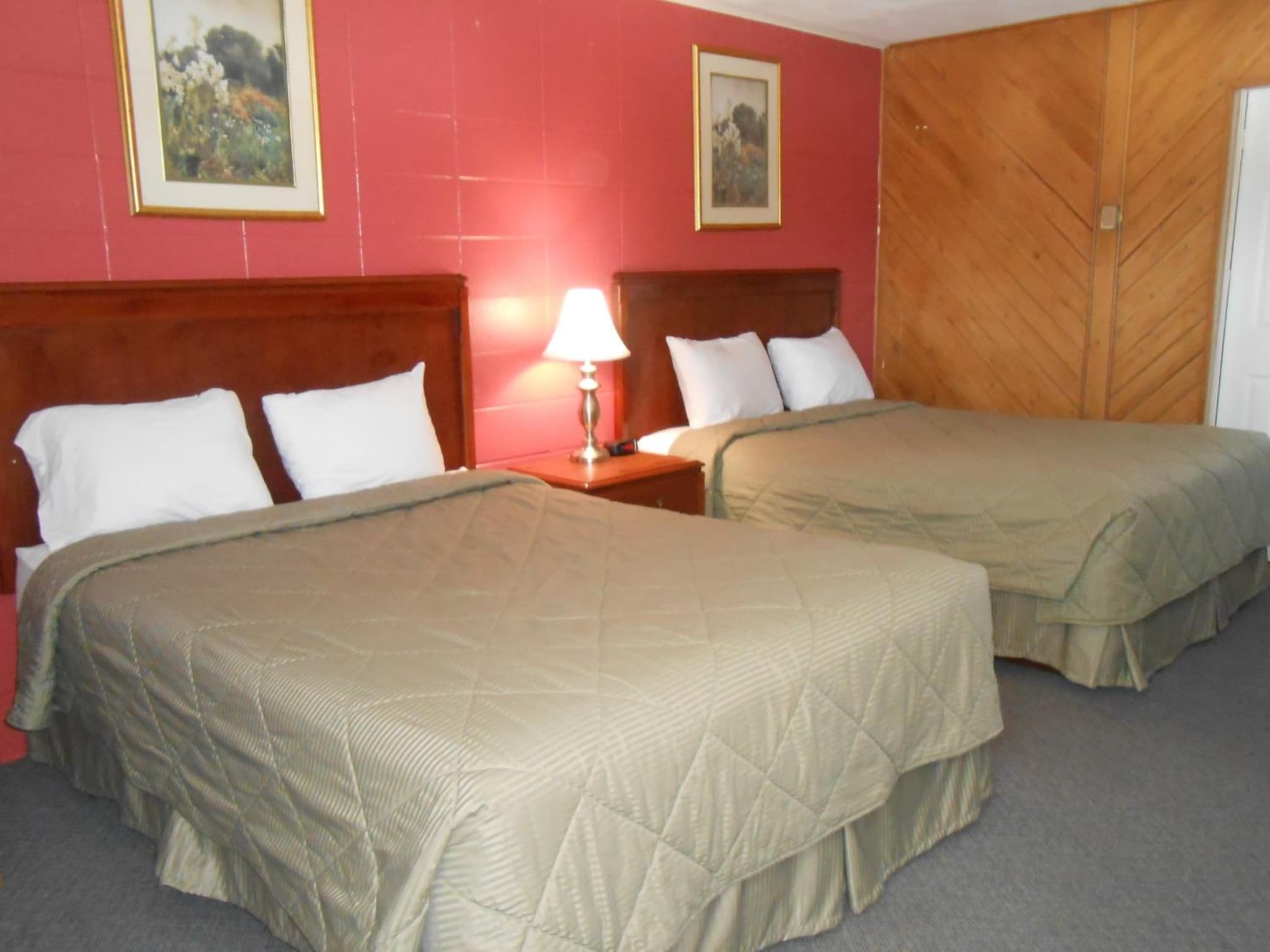 Aquarius Motel photo 3
