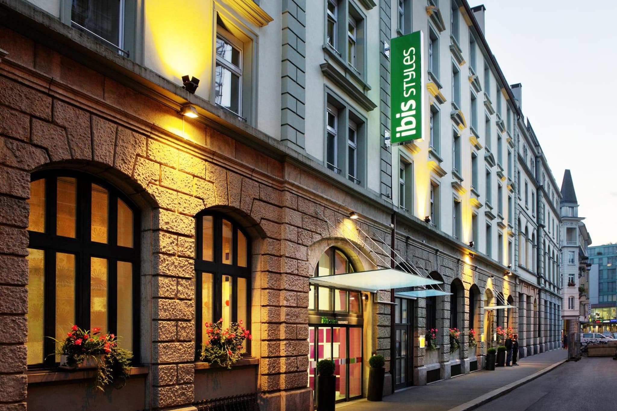 ibis Styles Luzern photo 3