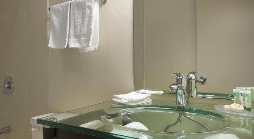 Travelodge by Wyndham Kapuskasing photo 8