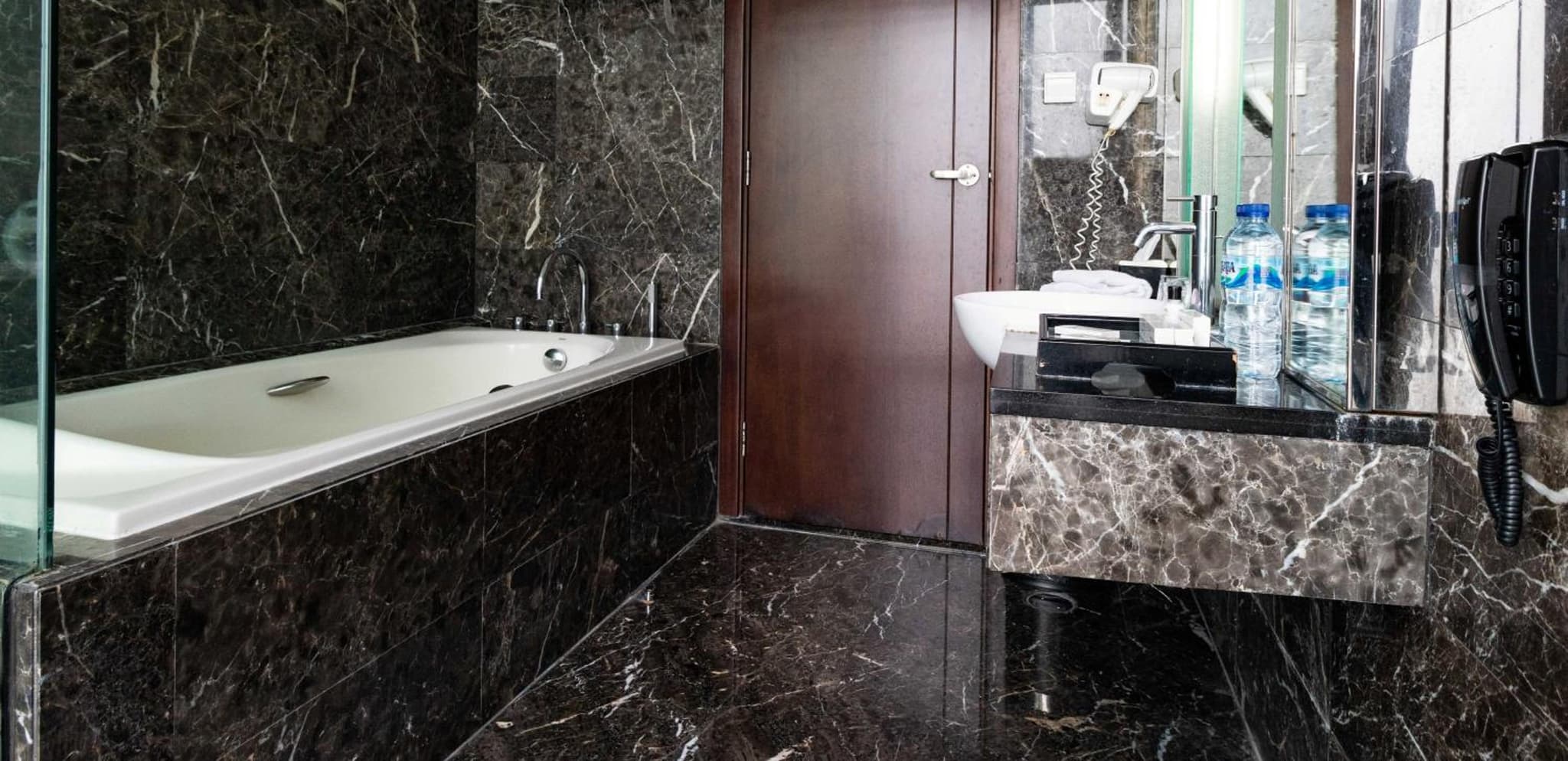 Cambridge Hotel Medan photo 5