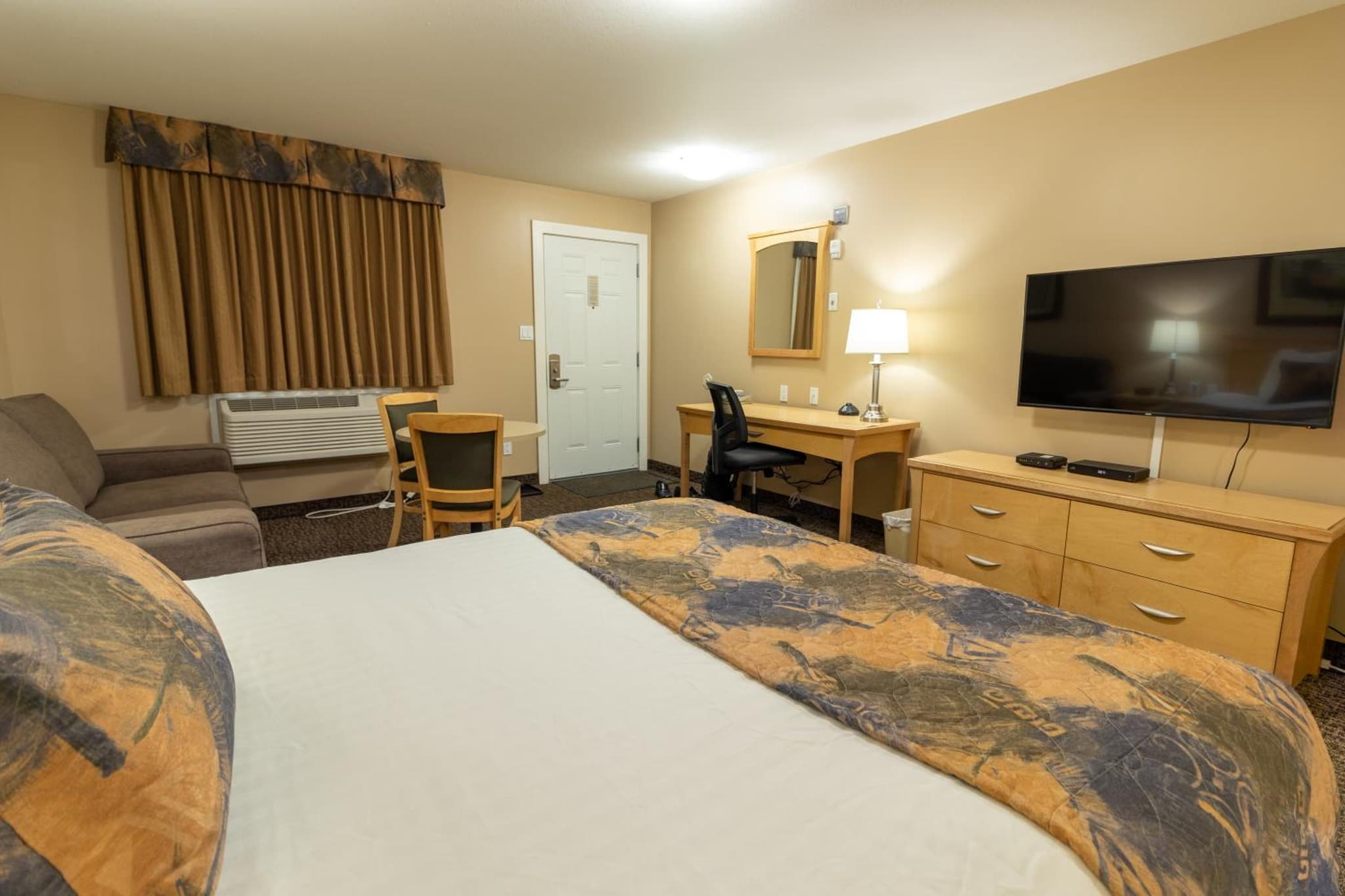BCMInns - Fort McMurray - Rusty's photo 5