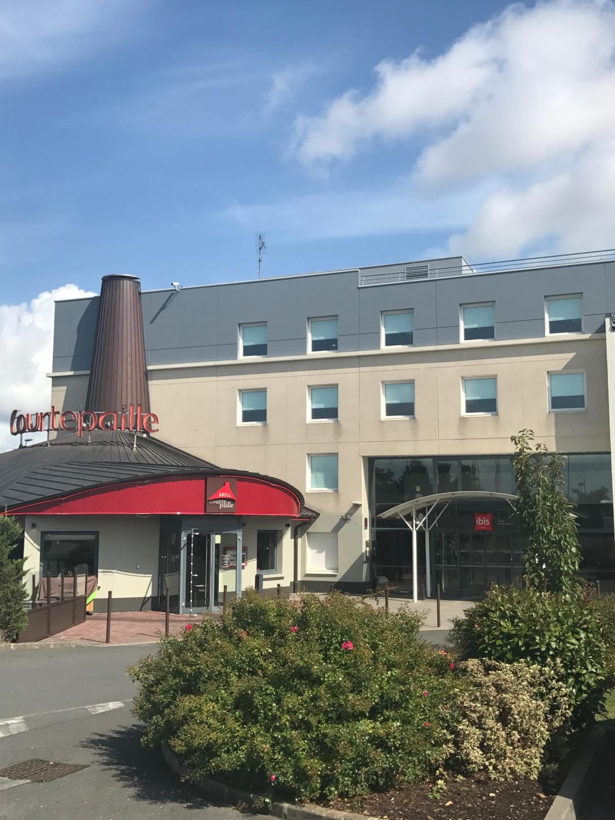 ibis Caen Porte De Bretagne