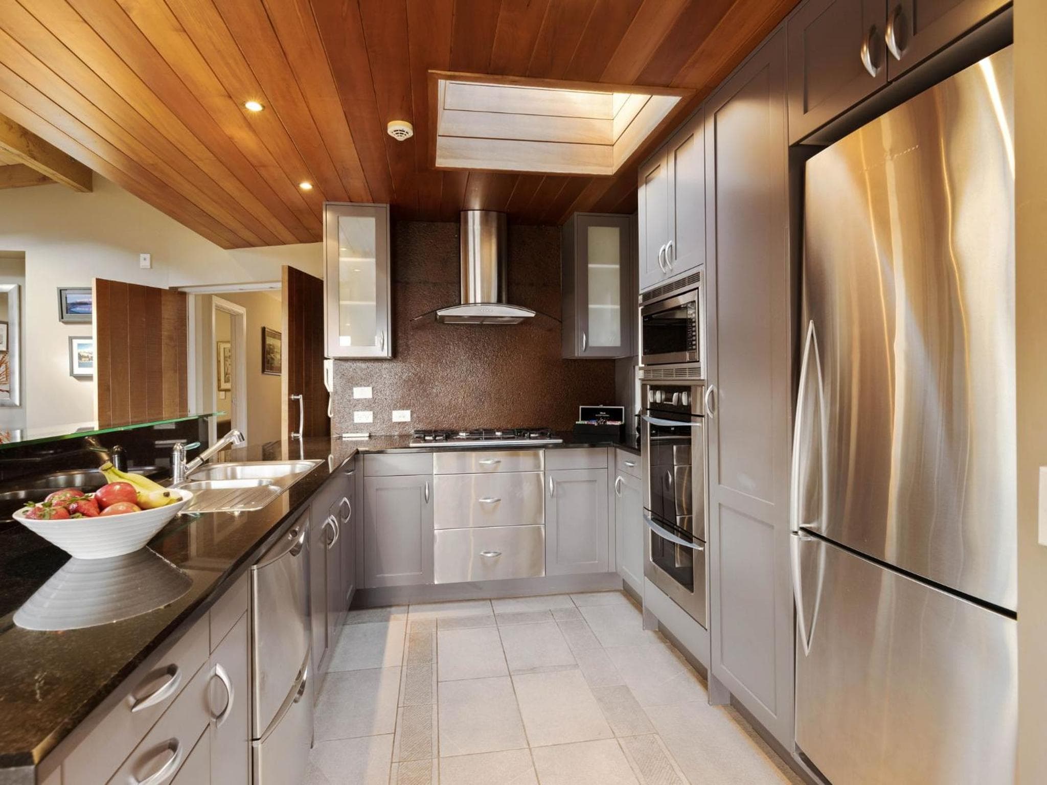 Chambers City Centre Penthouse photo 4