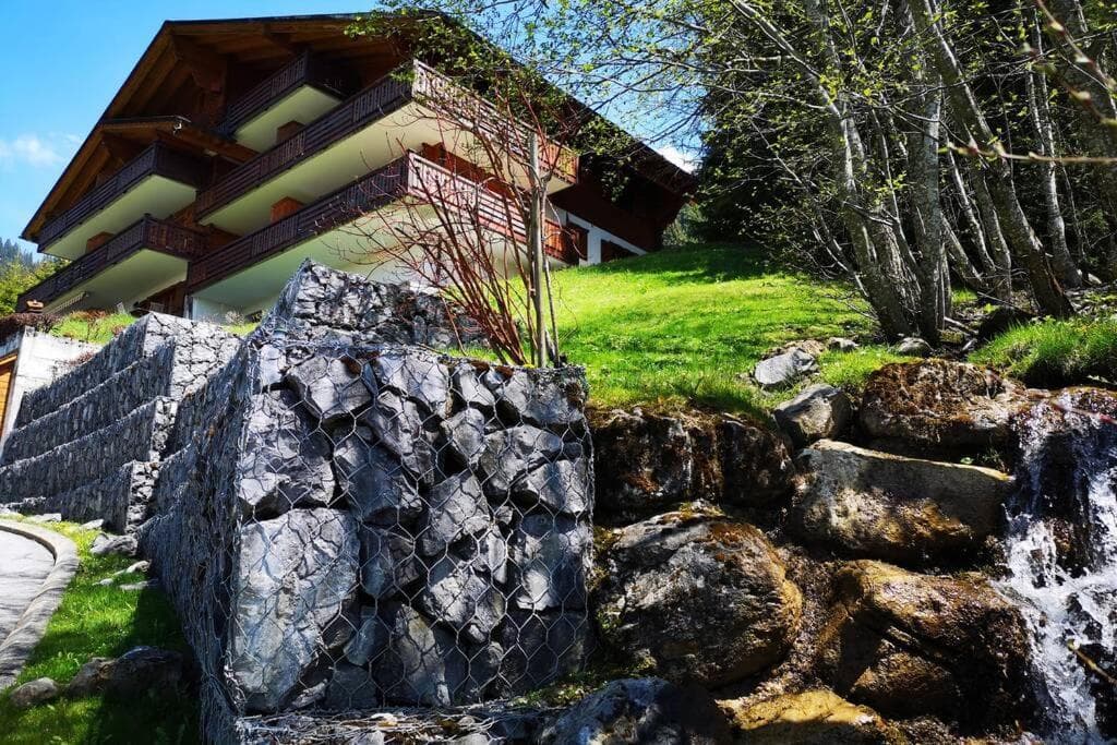 Cozy apartment with stunning view! Ski-in/ski-out.