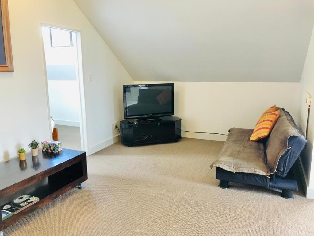 Spacious, Peaceful, Fully Equipped 1BR Apartment photo 2