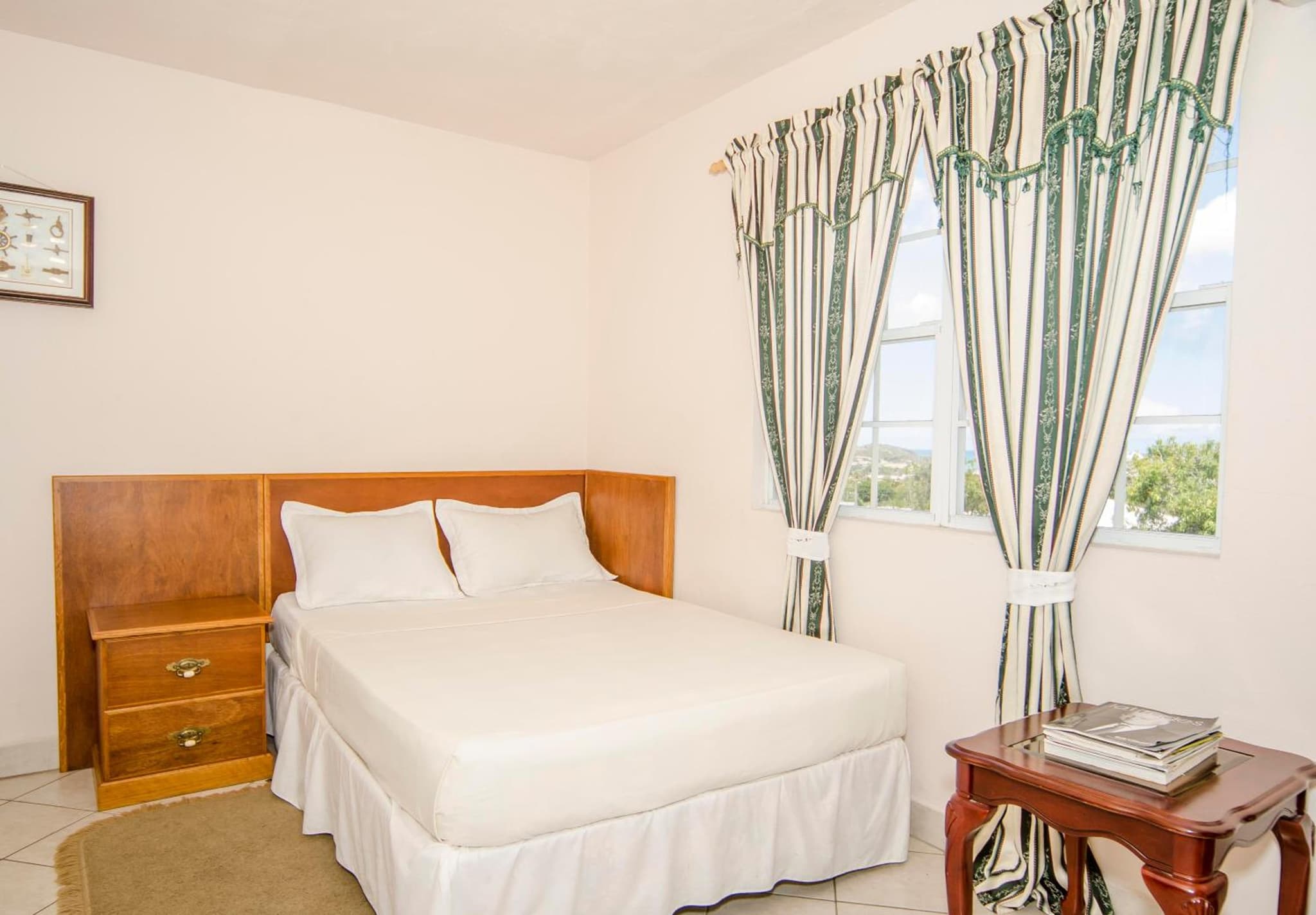Caribbean Inn and Suites photo 8