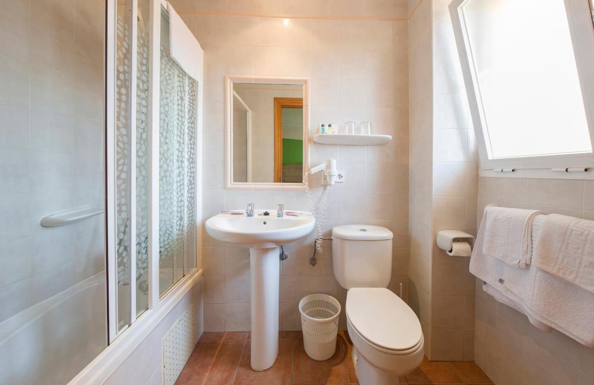 Hostal Adelino photo 8