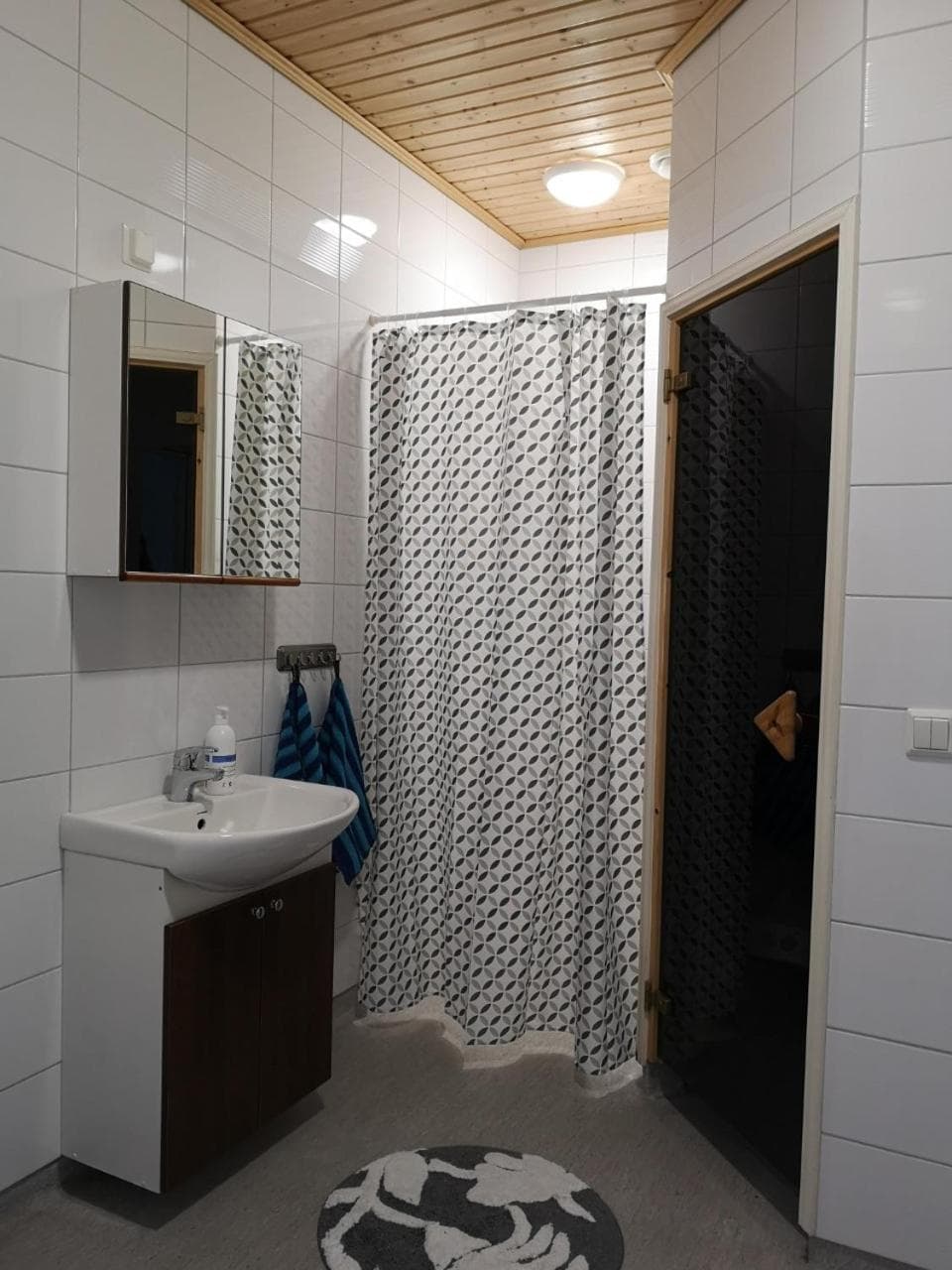ANNA - Modern flat with Sauna - 24h Check in photo 6