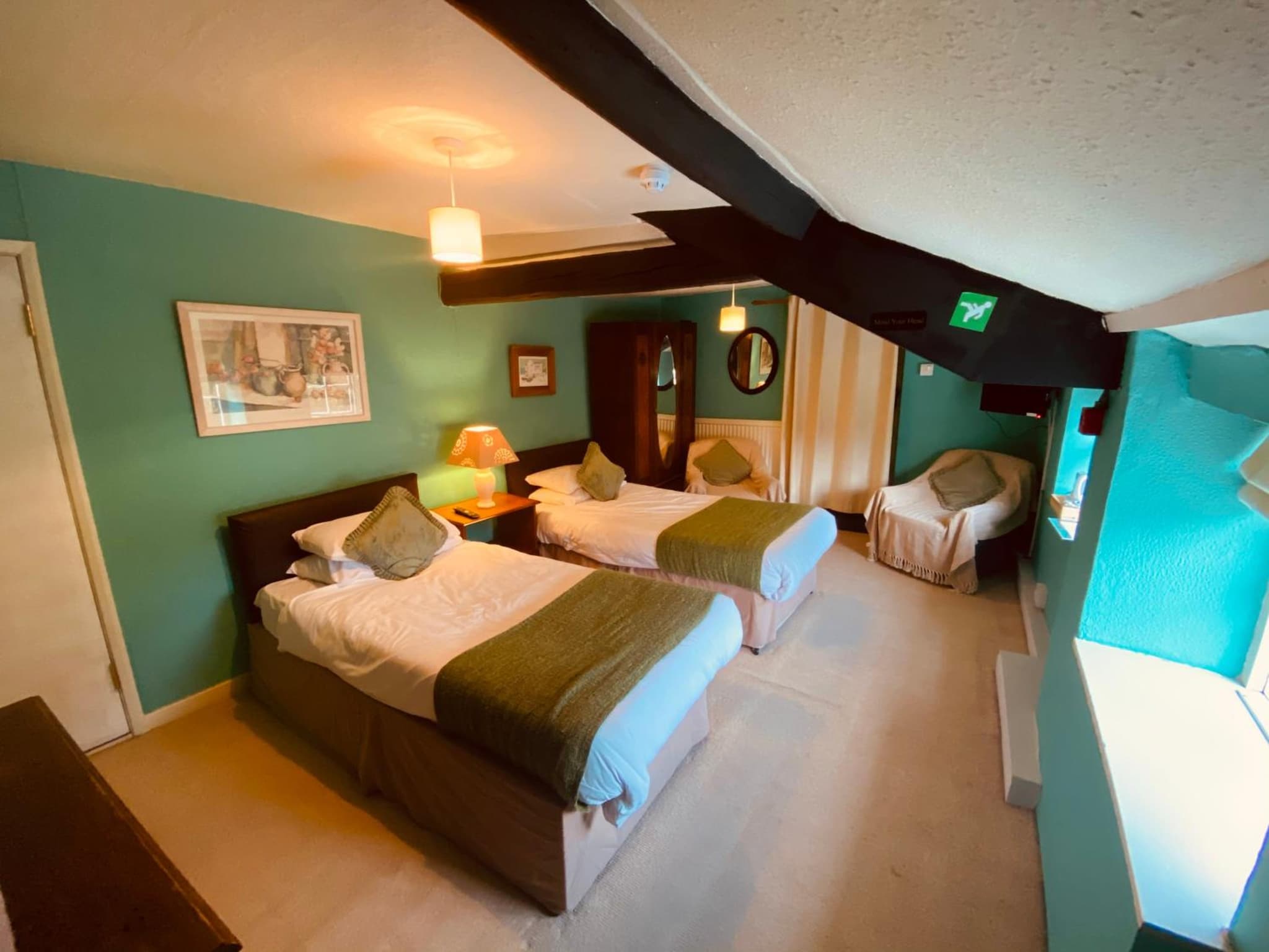 Kings Head Hotel photo 2