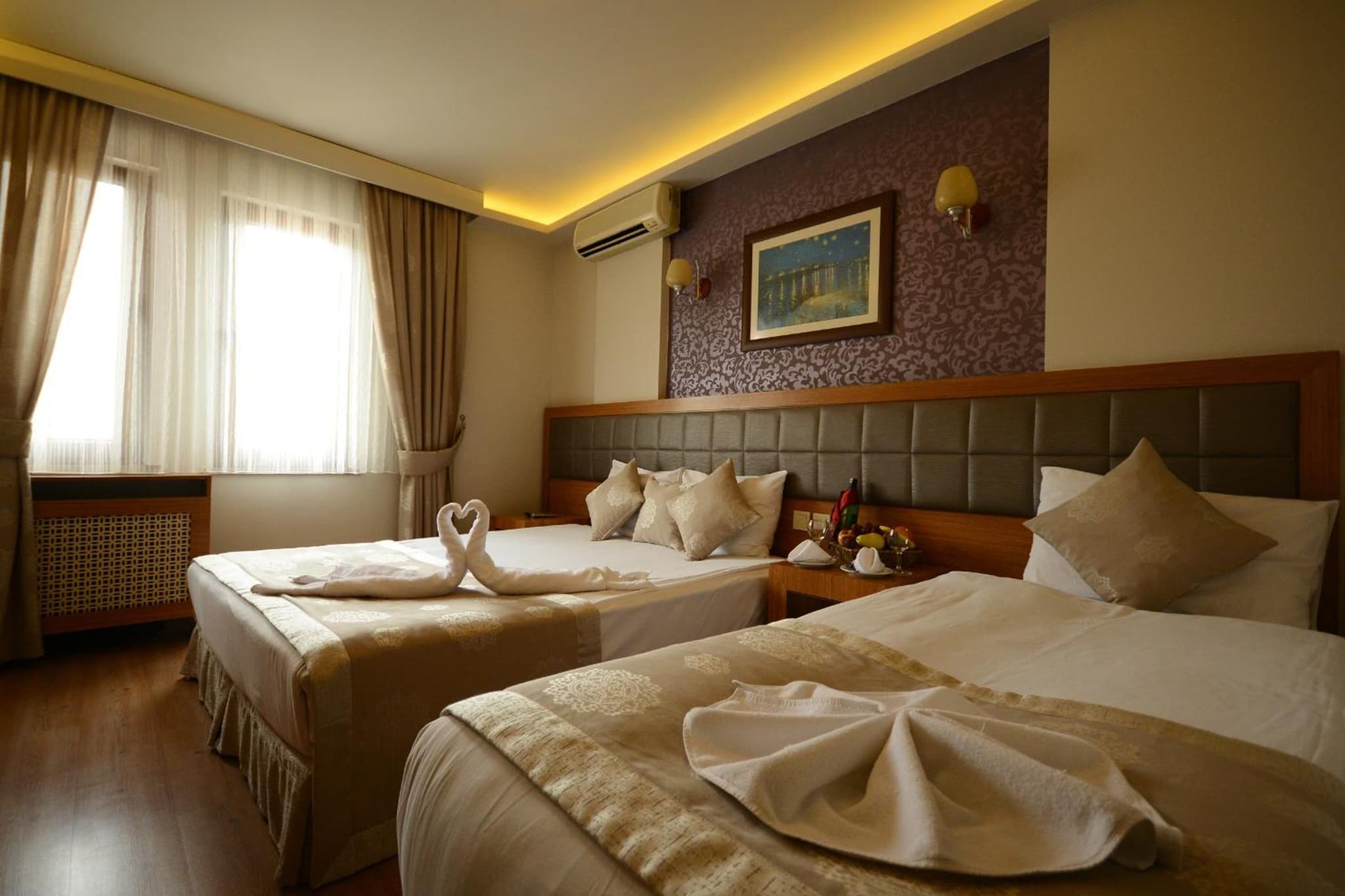 Anzac Hotel photo 8