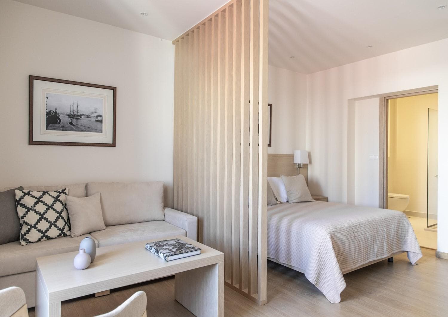Gallery Suites & Residences Piraeus photo 9