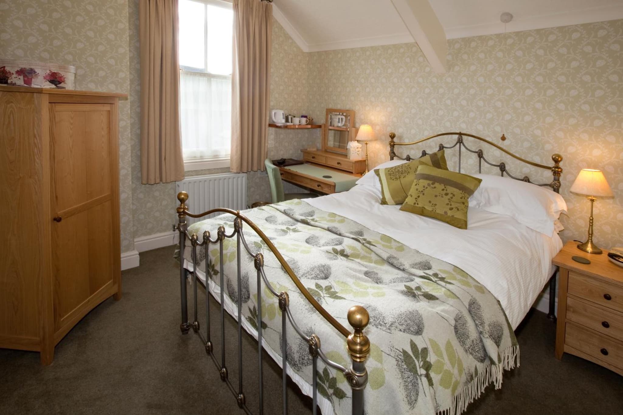 The Edwardene photo 2