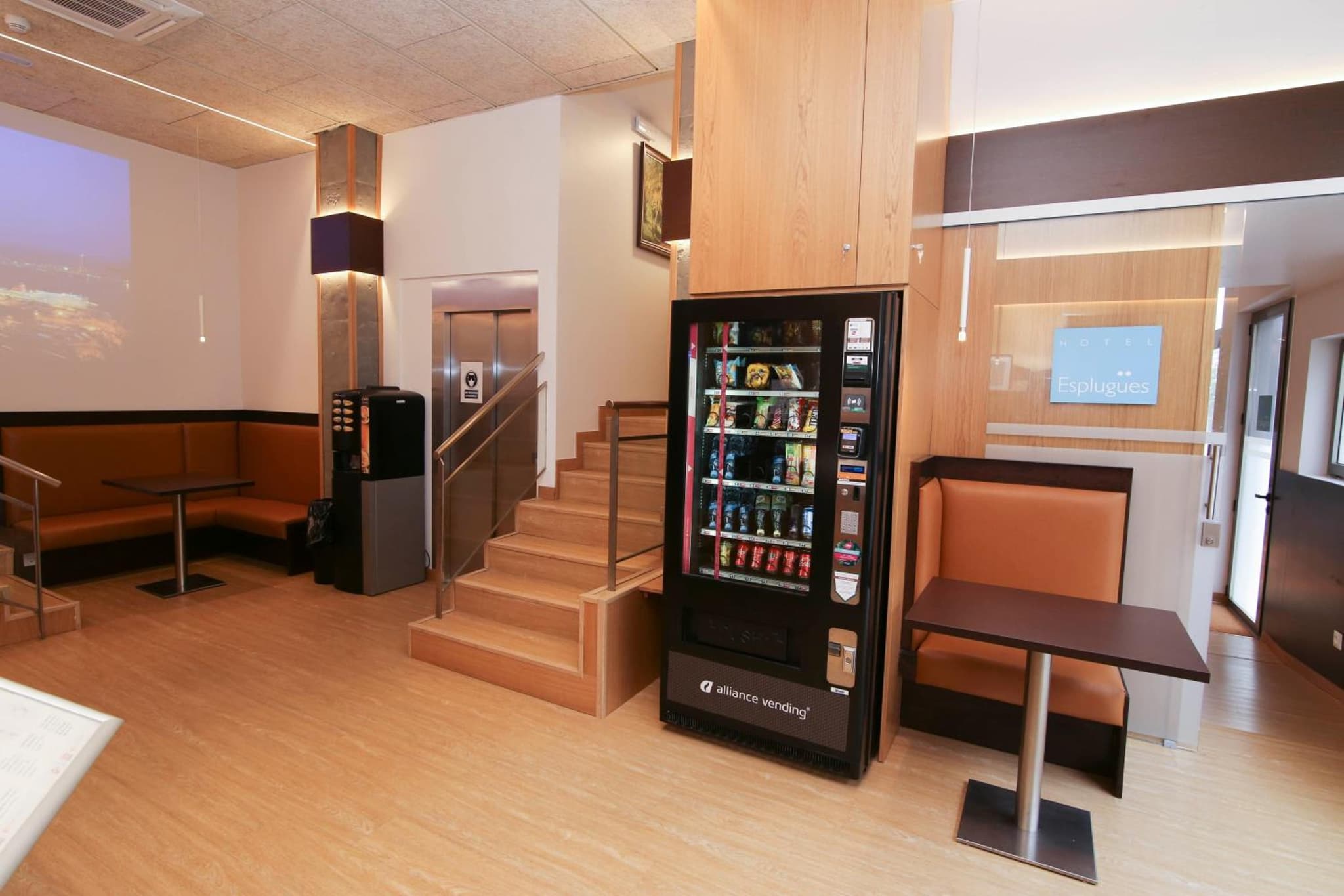 Hotel Esplugues photo 2