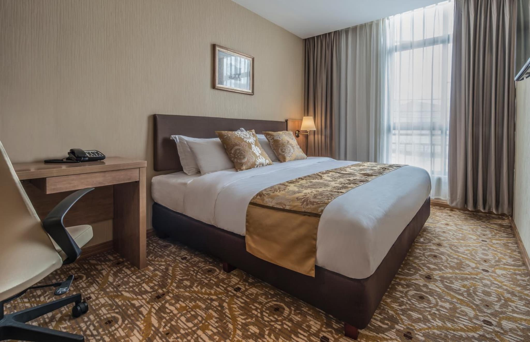 hotel room