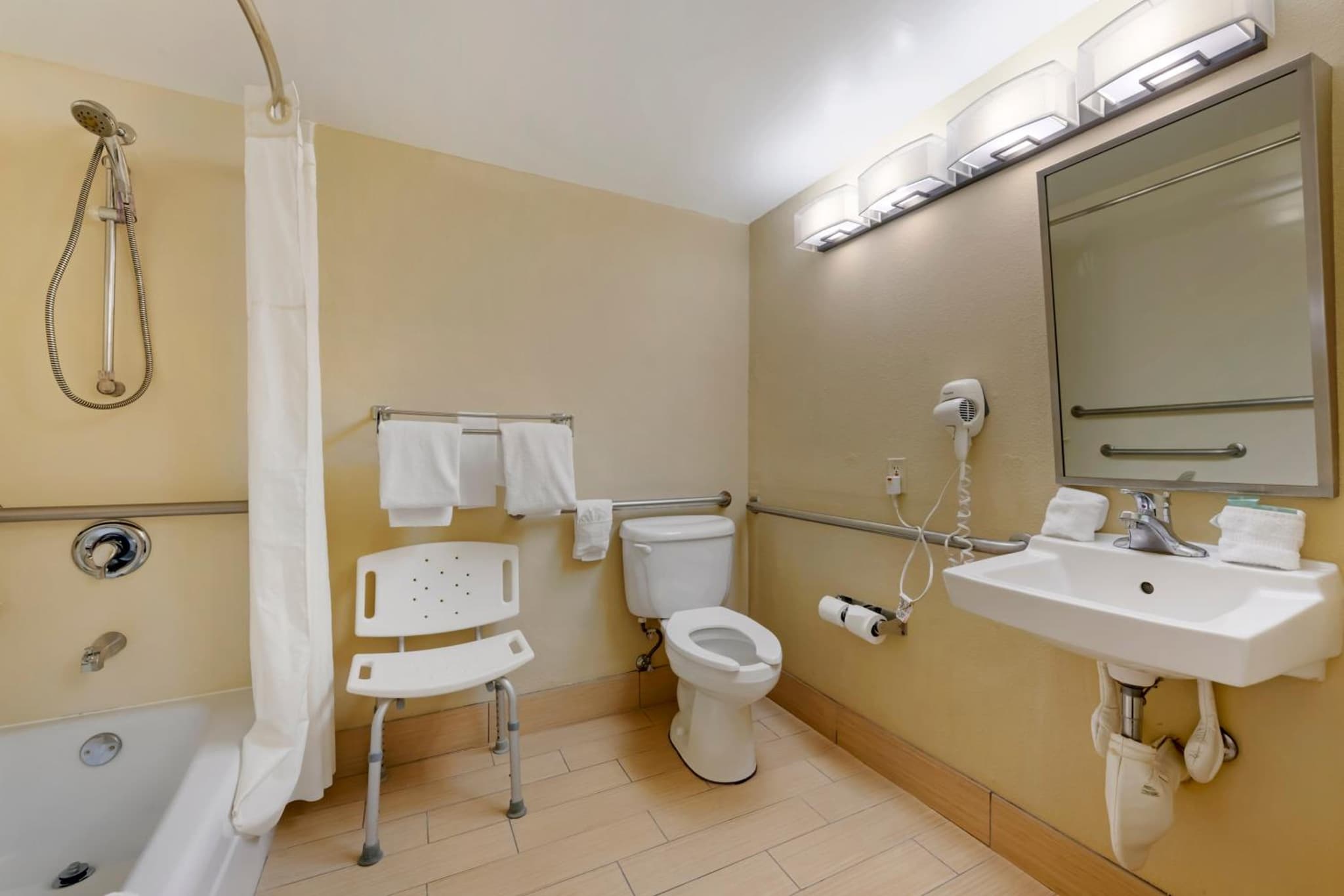 Best Western Downtown Stuart photo 8